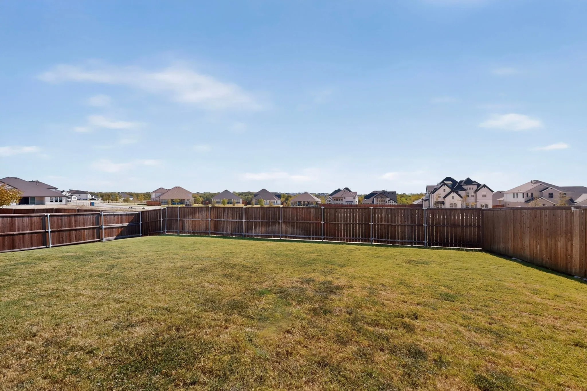 Single Family Residence For Sale in Rockwall County , 4102 Blythe Street, Rockwall, Texas 75032, 3 Bedroom, 3 Bathroom, 2 Garage spaces, 2,397 Sqft, built in 2019, mls#21372520, Real Estate Agent in Rockwall, Homes For Sale in Rockwall county, Homes For Sale in Rockwall, Realtor in Rockwall Texas, Real Estate Brokerage Independent Realty Texas, Luminita Cordes Realtor