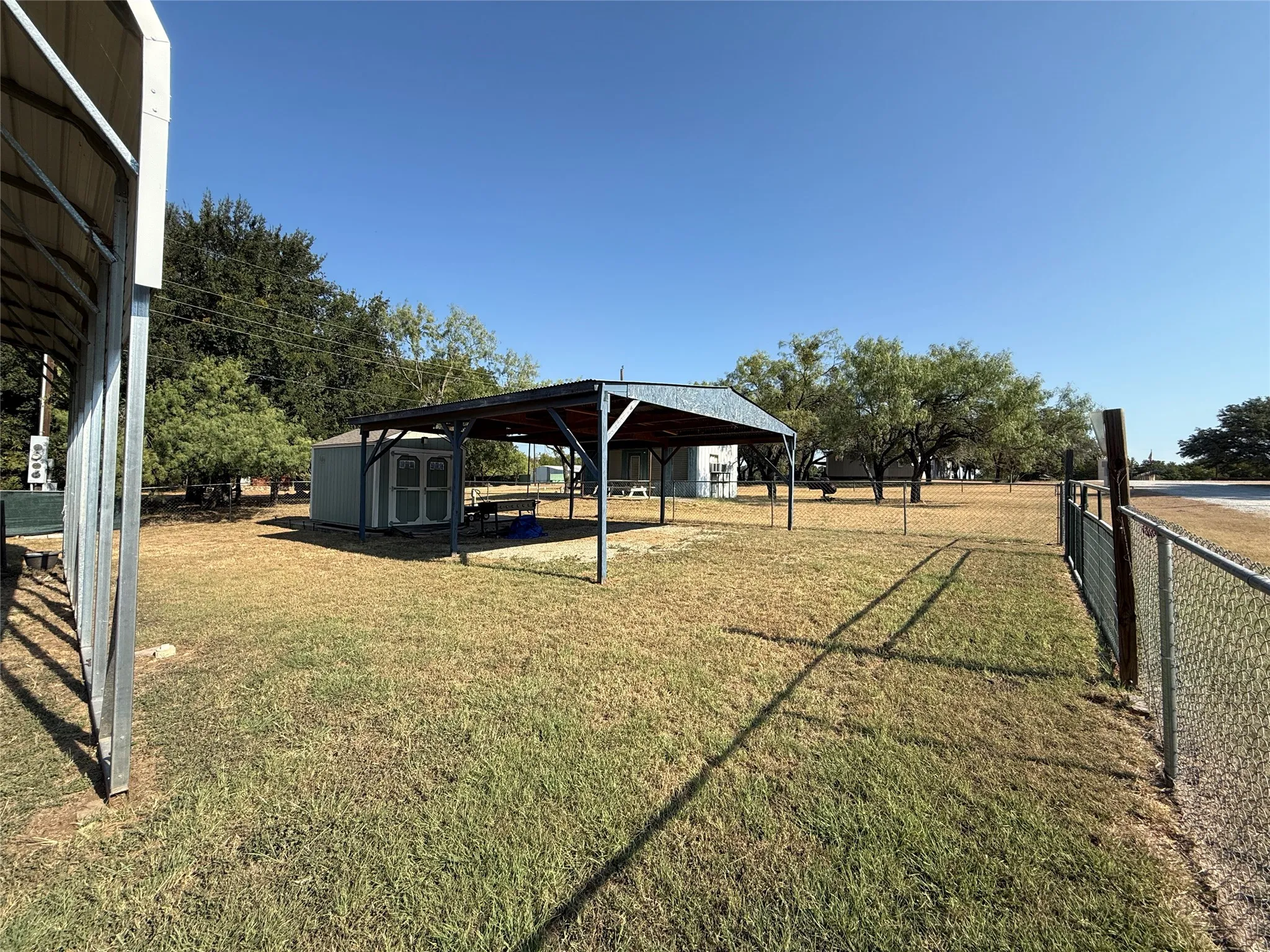 Single Family Residence For Sale in Comanche County , 45 Port Promontory Rd, Comanche, Texas 76442, 1 Bedroom, 1 Bathroom, Garage spaces, 0 Sqft, built in 2004, mls#21372553, Real Estate Agent in Comanche, Homes For Sale in Comanche county, Homes For Sale in Comanche, Realtor in Comanche Texas, Real Estate Brokerage Independent Realty Texas, Luminita Cordes Realtor