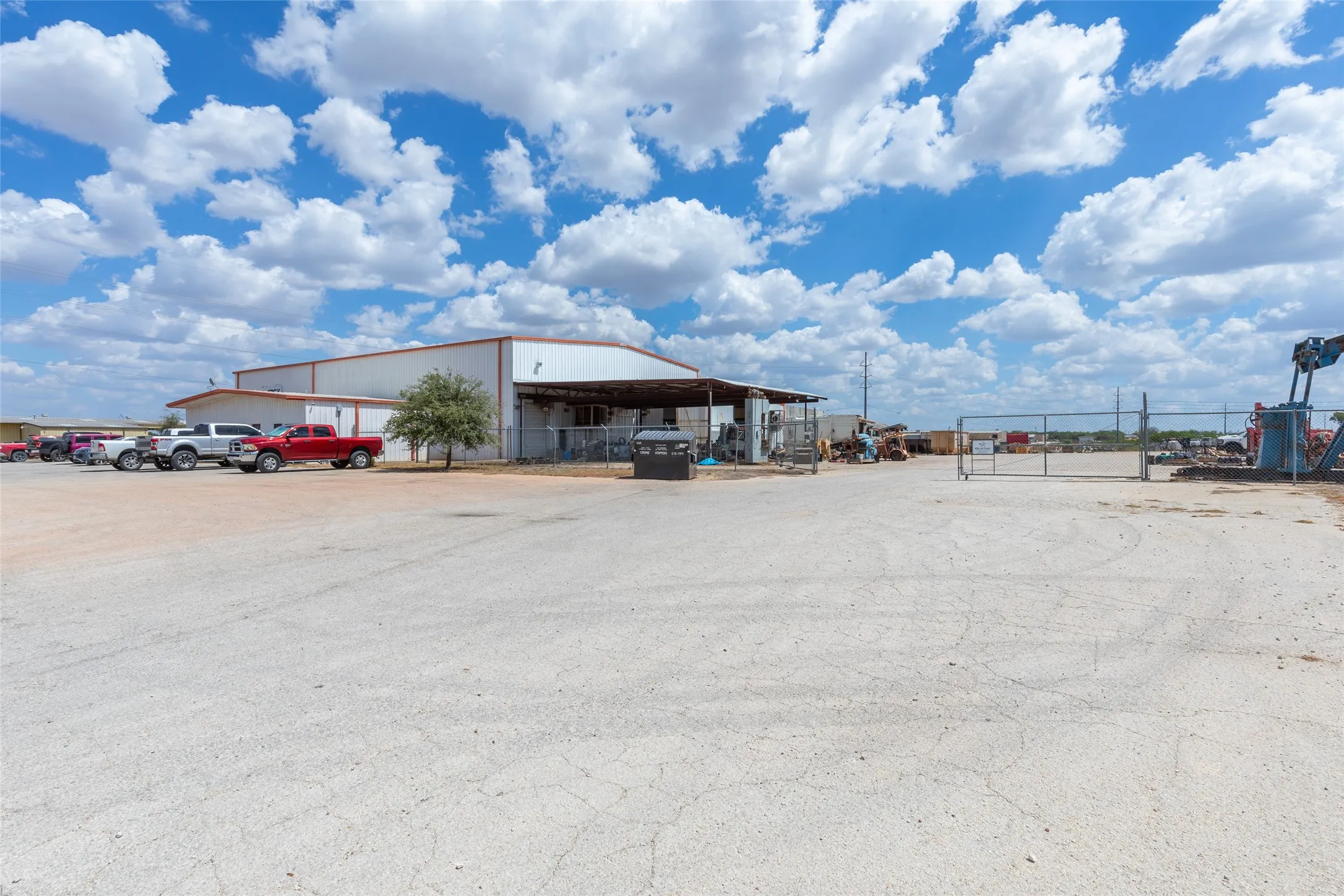Industrial For Sale in Taylor County , 917 Oil Center Drive, Abilene, Texas 79601, 0, 0, Garage spaces, 0 Sqft, built in 1982, mls#21367899, Real Estate Agent in Abilene, Homes For Sale in Taylor county, Homes For Sale in Abilene, Realtor in Abilene Texas, Real Estate Brokerage Independent Realty Texas, Luminita Cordes Realtor