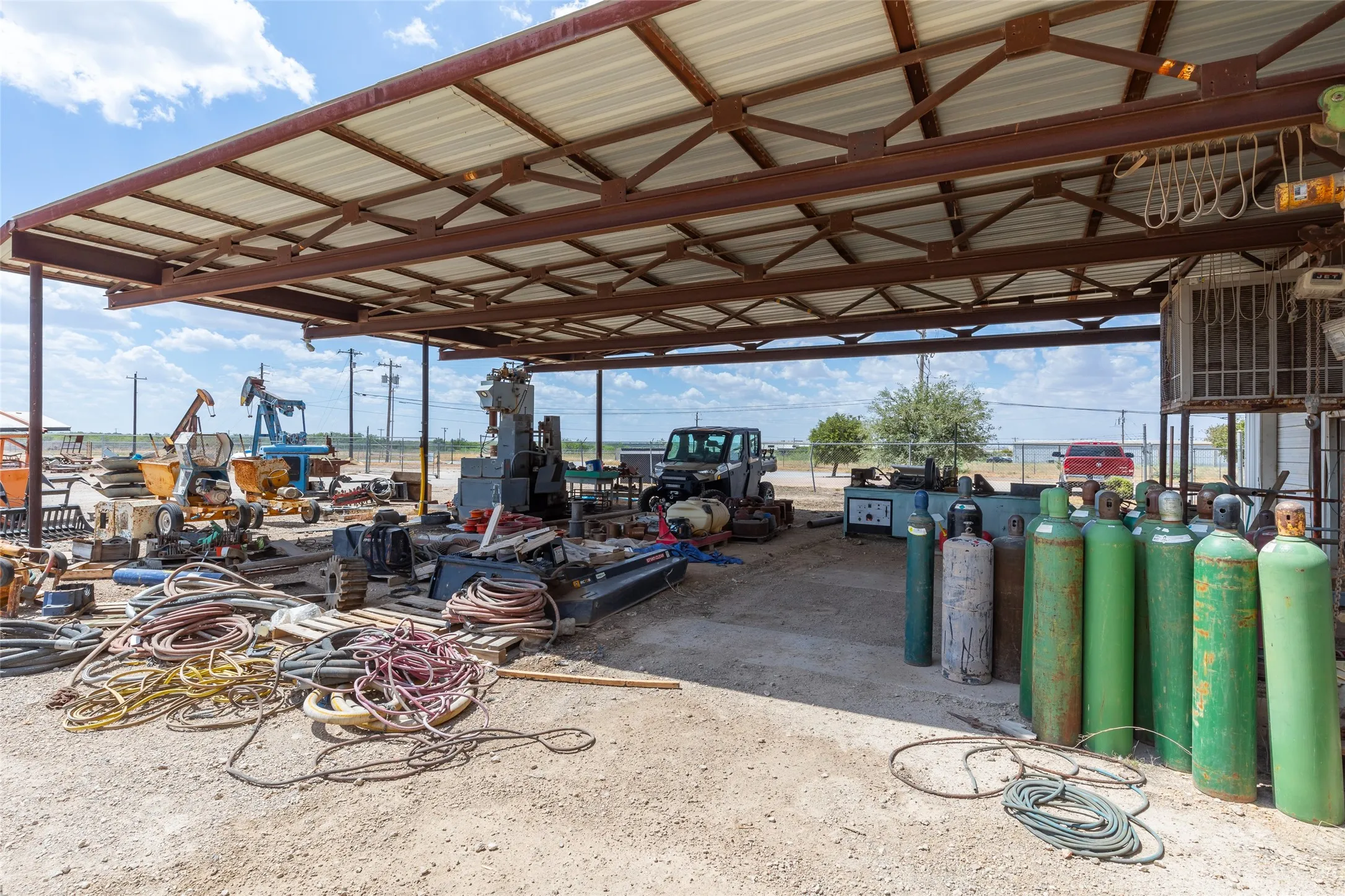 Industrial For Sale in Taylor County , 917 Oil Center Drive, Abilene, Texas 79601, 0, 0, Garage spaces, 0 Sqft, built in 1982, mls#21367899, Real Estate Agent in Abilene, Homes For Sale in Taylor county, Homes For Sale in Abilene, Realtor in Abilene Texas, Real Estate Brokerage Independent Realty Texas, Luminita Cordes Realtor