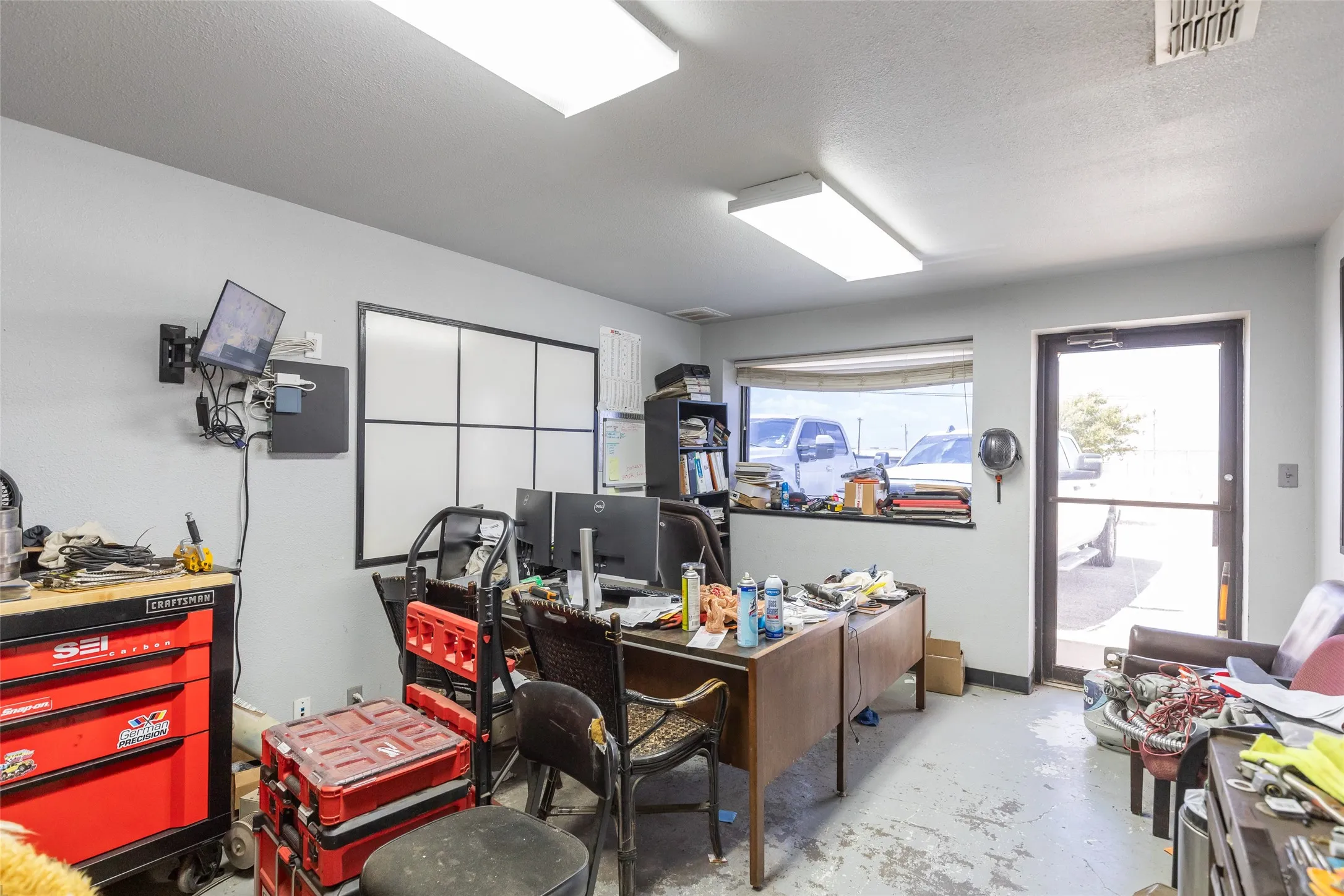 Industrial For Sale in Taylor County , 917 Oil Center Drive, Abilene, Texas 79601, 0, 0, Garage spaces, 0 Sqft, built in 1982, mls#21367899, Real Estate Agent in Abilene, Homes For Sale in Taylor county, Homes For Sale in Abilene, Realtor in Abilene Texas, Real Estate Brokerage Independent Realty Texas, Luminita Cordes Realtor