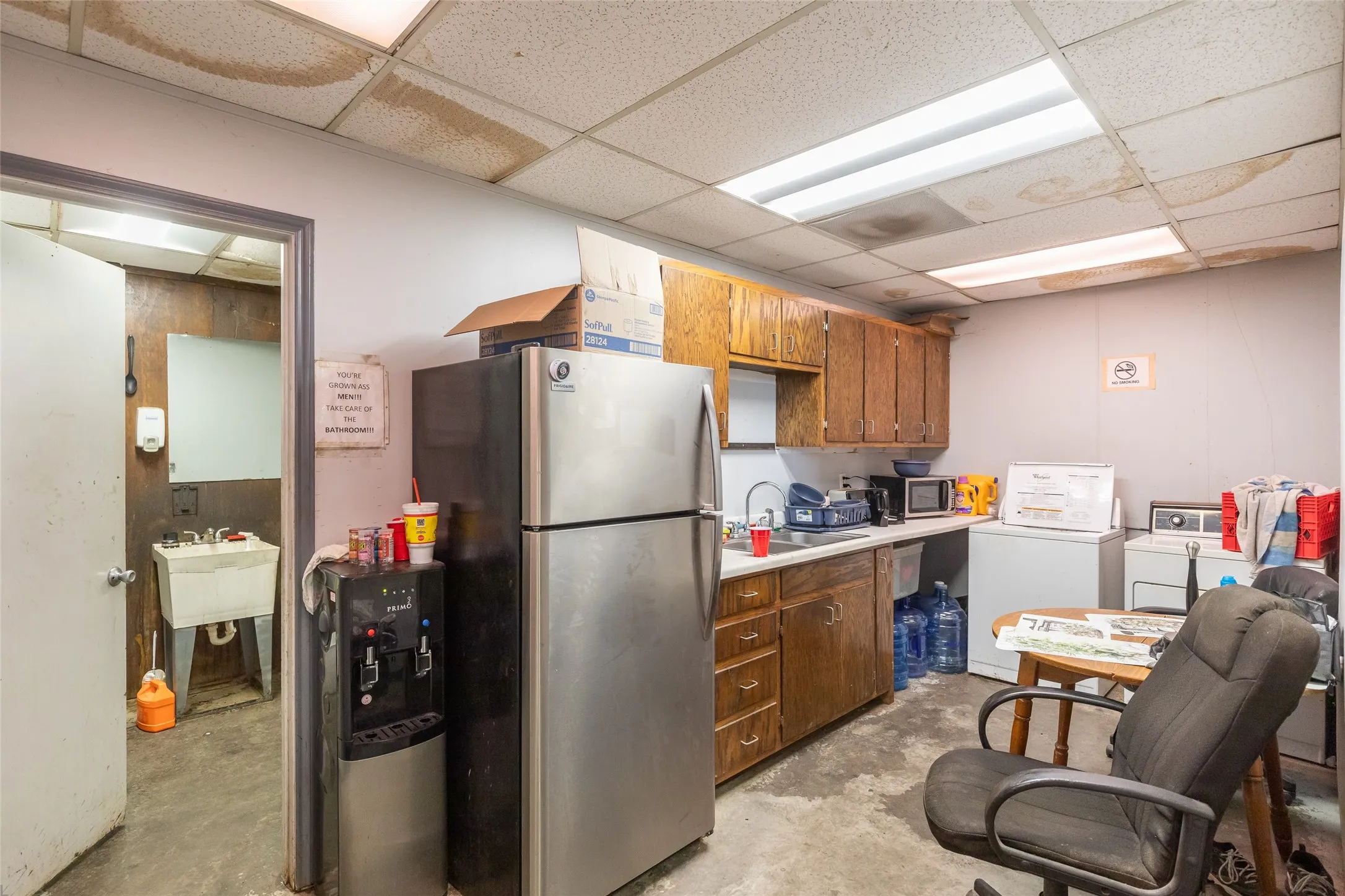 Industrial For Sale in Taylor County , 917 Oil Center Drive, Abilene, Texas 79601, 0, 0, Garage spaces, 0 Sqft, built in 1982, mls#21367899, Real Estate Agent in Abilene, Homes For Sale in Taylor county, Homes For Sale in Abilene, Realtor in Abilene Texas, Real Estate Brokerage Independent Realty Texas, Luminita Cordes Realtor