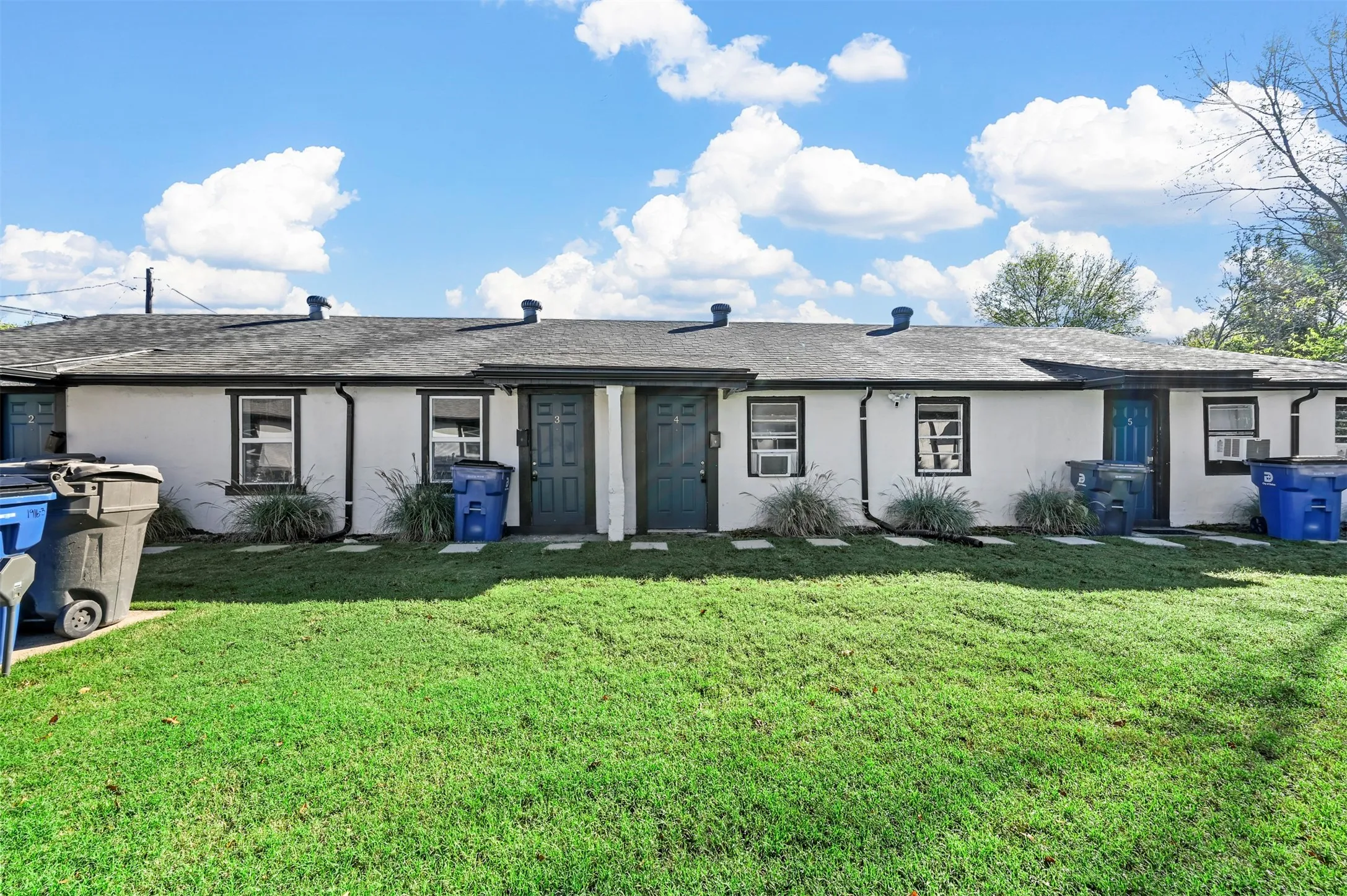 Apartment For Rent in Dallas County , 1914 Mcbroom Street 1, Dallas, Texas 75212, 1 Bedroom, 1 Bathroom, Garage spaces, 550 Sqft, built in 1949, mls#21372569, Real Estate Agent in Dallas, Homes For Rent in Dallas county, Homes For Rent in Dallas, Realtor in Dallas Texas, Real Estate Brokerage Independent Realty Texas, Luminita Cordes Realtor
