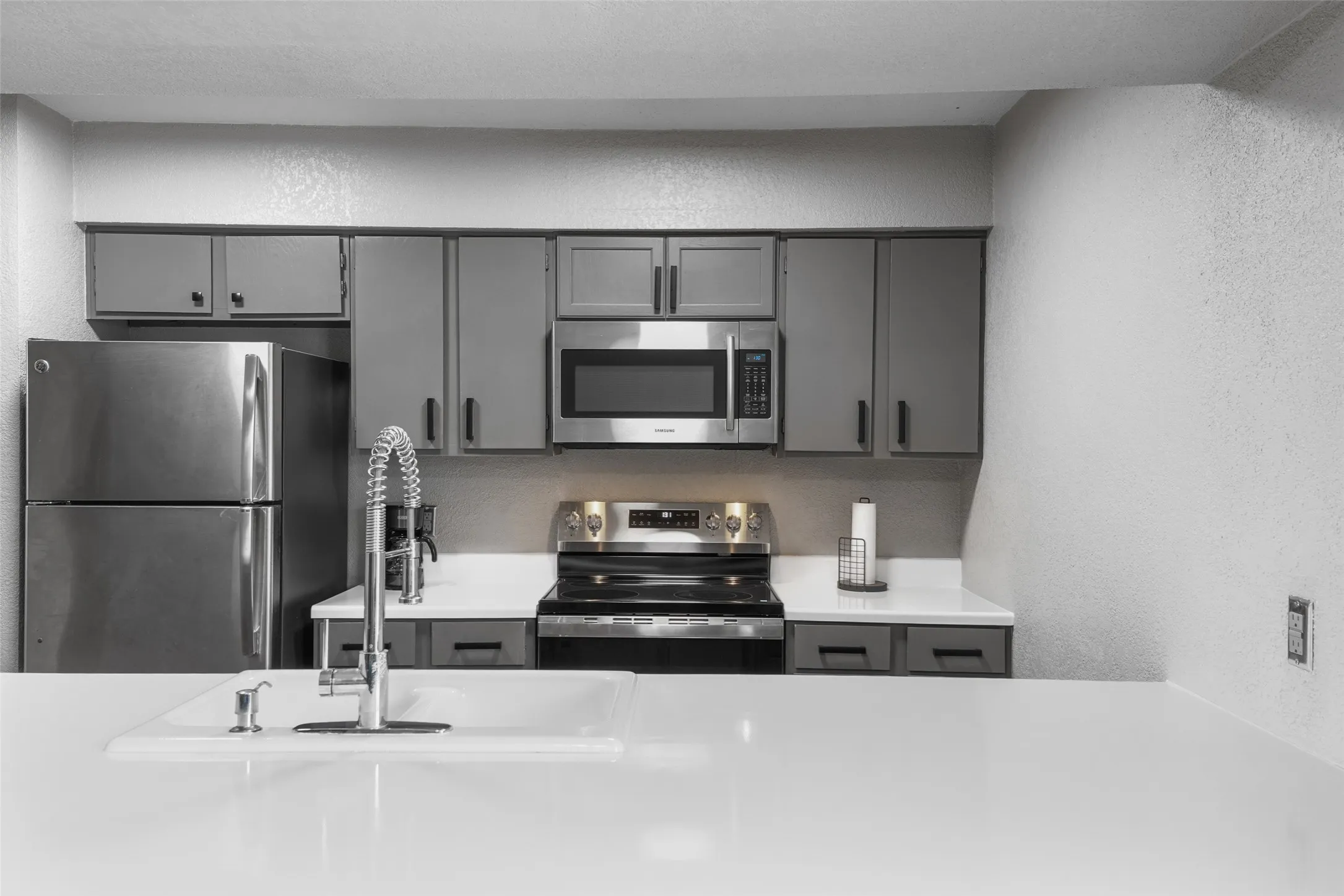 Condominium For Sale in Dallas County , 12482 Abrams Road 1003, Dallas, Texas 75243, 1 Bedroom, 1 Bathroom, Garage spaces, 778 Sqft, built in 1982, mls#21372006, Real Estate Agent in Dallas, Homes For Sale in Dallas county, Homes For Sale in Dallas, Realtor in Dallas Texas, Real Estate Brokerage Independent Realty Texas, Luminita Cordes Realtor