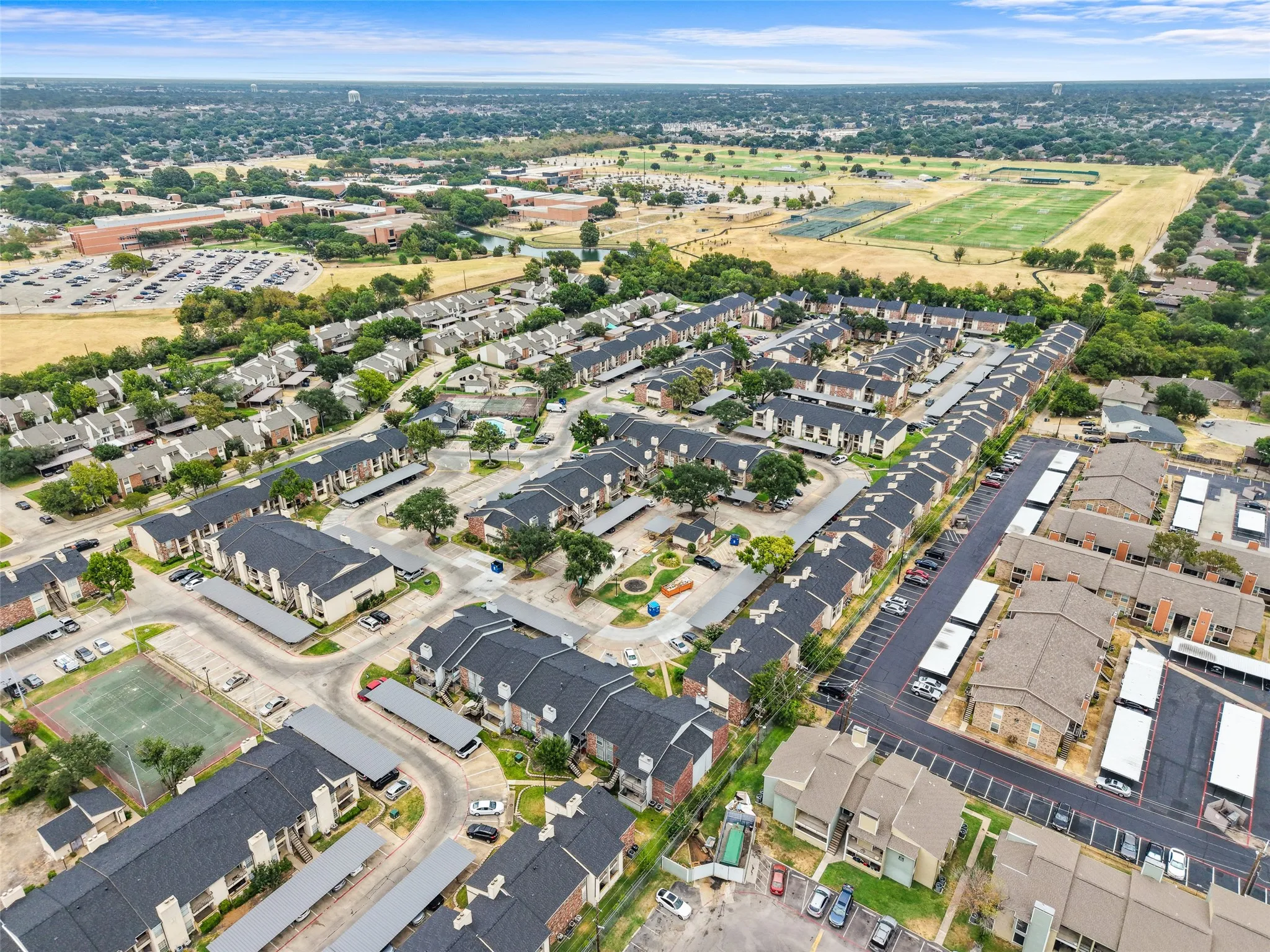 Condominium For Sale in Dallas County , 12482 Abrams Road 1003, Dallas, Texas 75243, 1 Bedroom, 1 Bathroom, Garage spaces, 778 Sqft, built in 1982, mls#21372006, Real Estate Agent in Dallas, Homes For Sale in Dallas county, Homes For Sale in Dallas, Realtor in Dallas Texas, Real Estate Brokerage Independent Realty Texas, Luminita Cordes Realtor