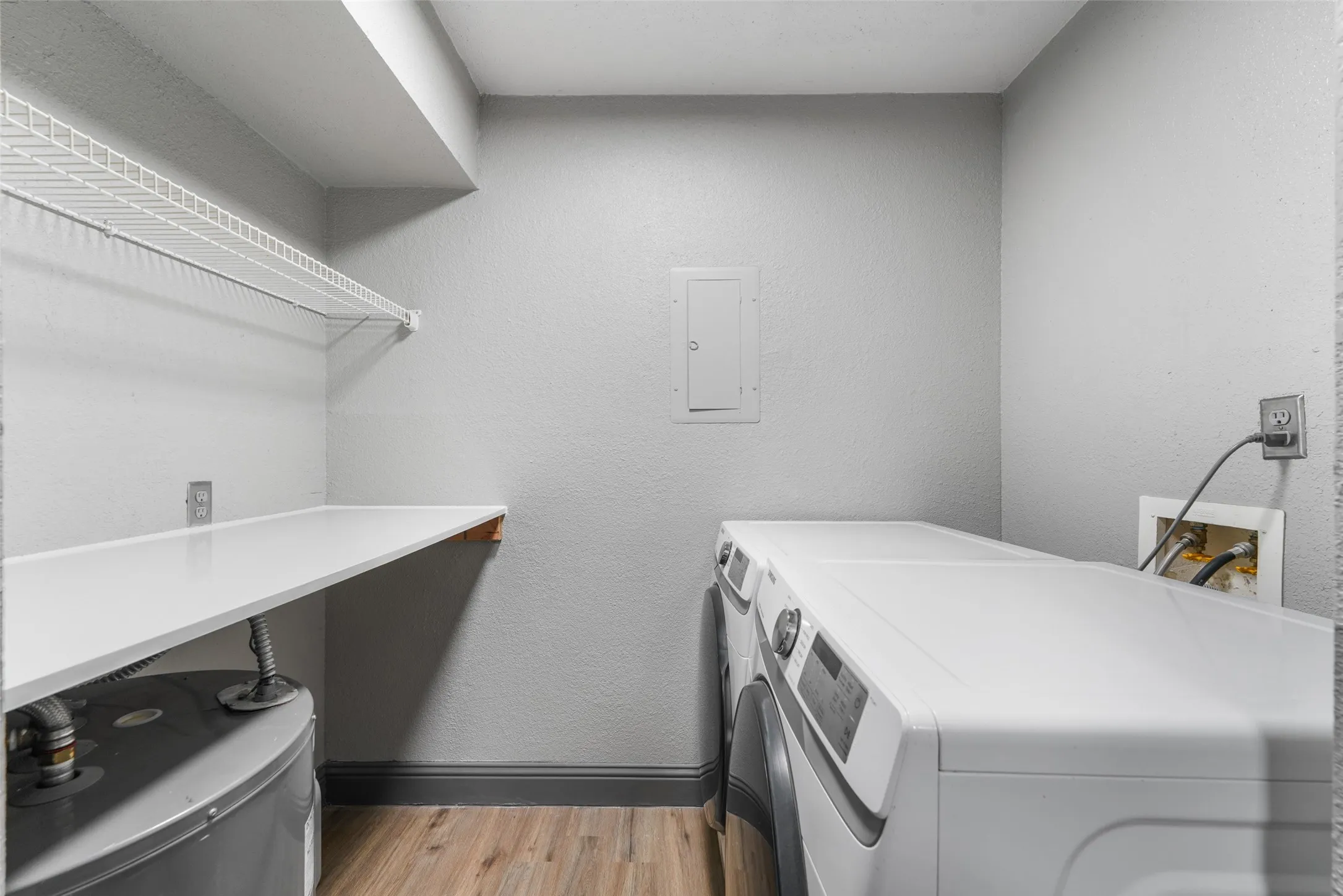 Condominium For Sale in Dallas County , 12482 Abrams Road 1003, Dallas, Texas 75243, 1 Bedroom, 1 Bathroom, Garage spaces, 778 Sqft, built in 1982, mls#21372006, Real Estate Agent in Dallas, Homes For Sale in Dallas county, Homes For Sale in Dallas, Realtor in Dallas Texas, Real Estate Brokerage Independent Realty Texas, Luminita Cordes Realtor