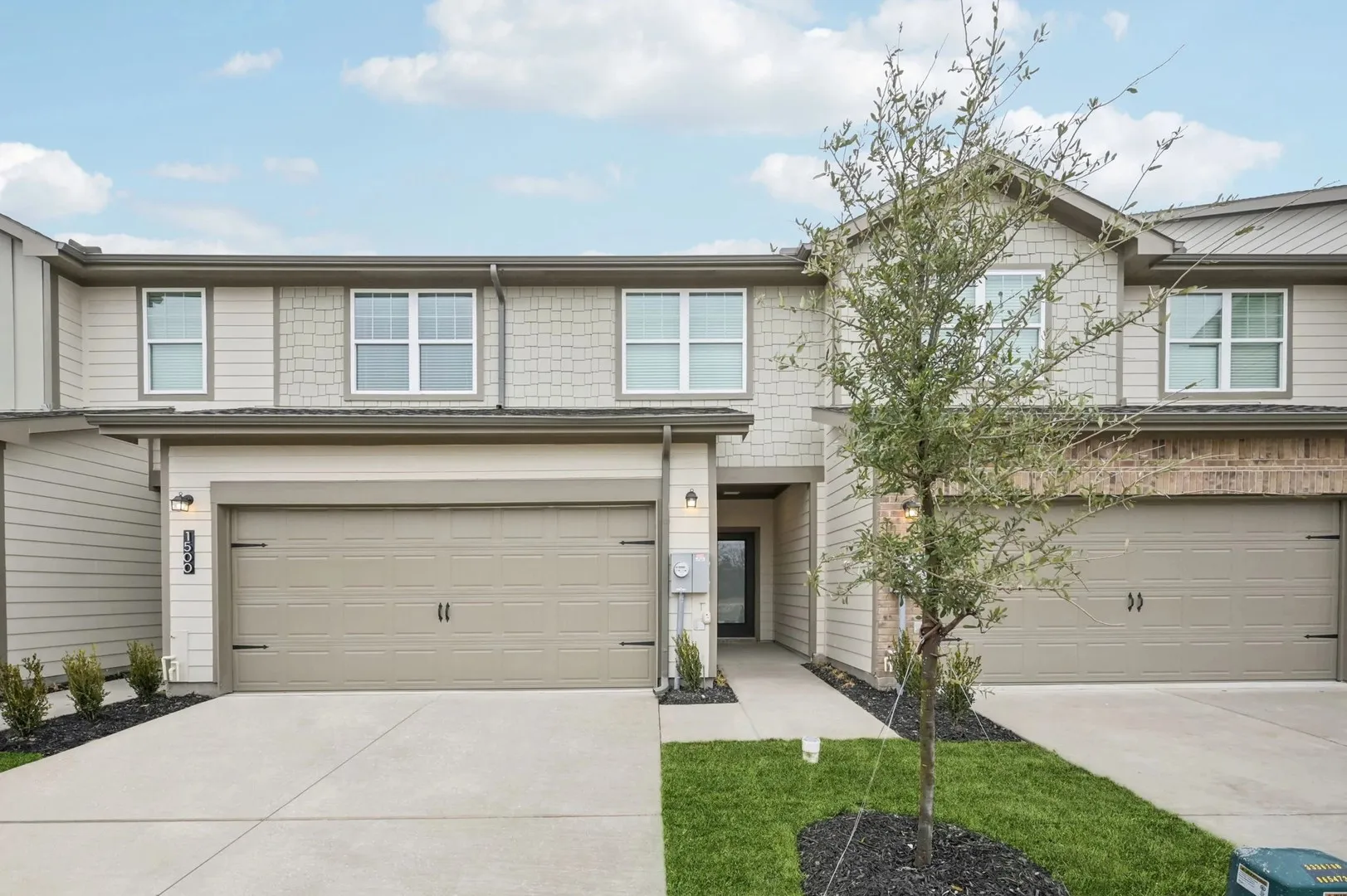 Townhouse For Sale in Dallas County , 936 Penrose Drive, Cedar Hill, Texas 75104, 3 Bedroom, 2 Bathroom, 2 Garage spaces, 1,502 Sqft, built in 2026, mls#21372571, Real Estate Agent in Cedar Hill, Homes For Sale in Dallas county, Homes For Sale in Cedar Hill, Realtor in Cedar Hill Texas, Real Estate Brokerage Independent Realty Texas, Luminita Cordes Realtor