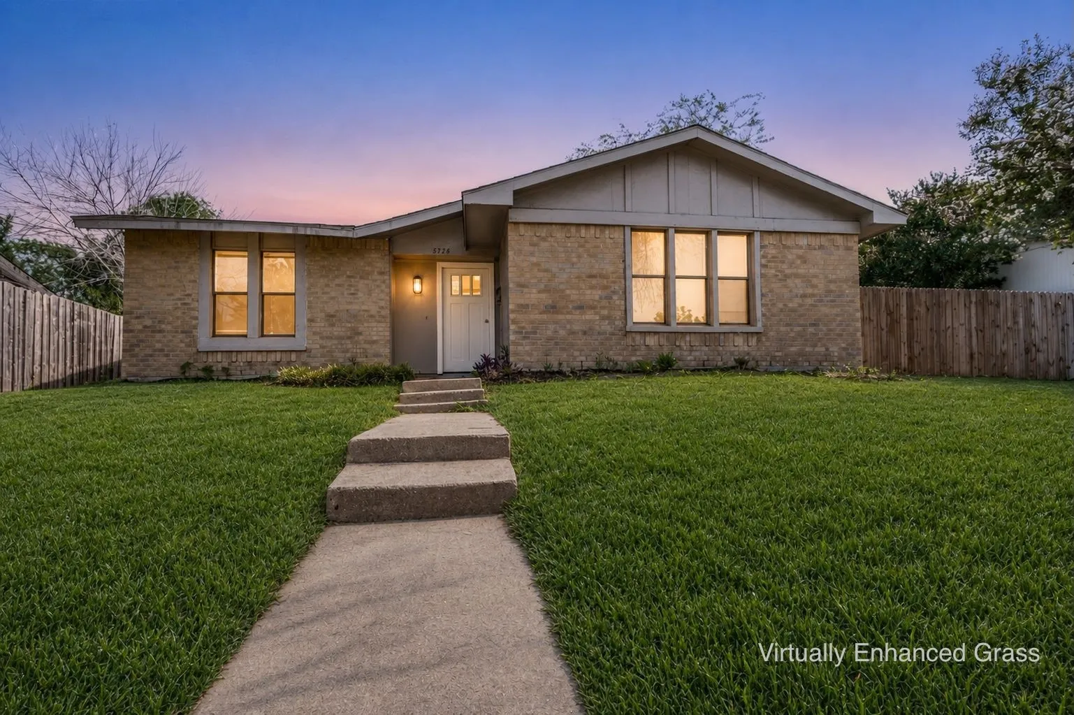 Single Family Residence For Sale in Dallas County , 3726 Lancelot Place, Garland, Texas 75043, 4 Bedroom, 2 Bathroom, 2 Garage spaces, 1,714 Sqft, built in 1978, mls#21372087, Real Estate Agent in Garland, Homes For Sale in Dallas county, Homes For Sale in Garland, Realtor in Garland Texas, Real Estate Brokerage Independent Realty Texas, Luminita Cordes Realtor