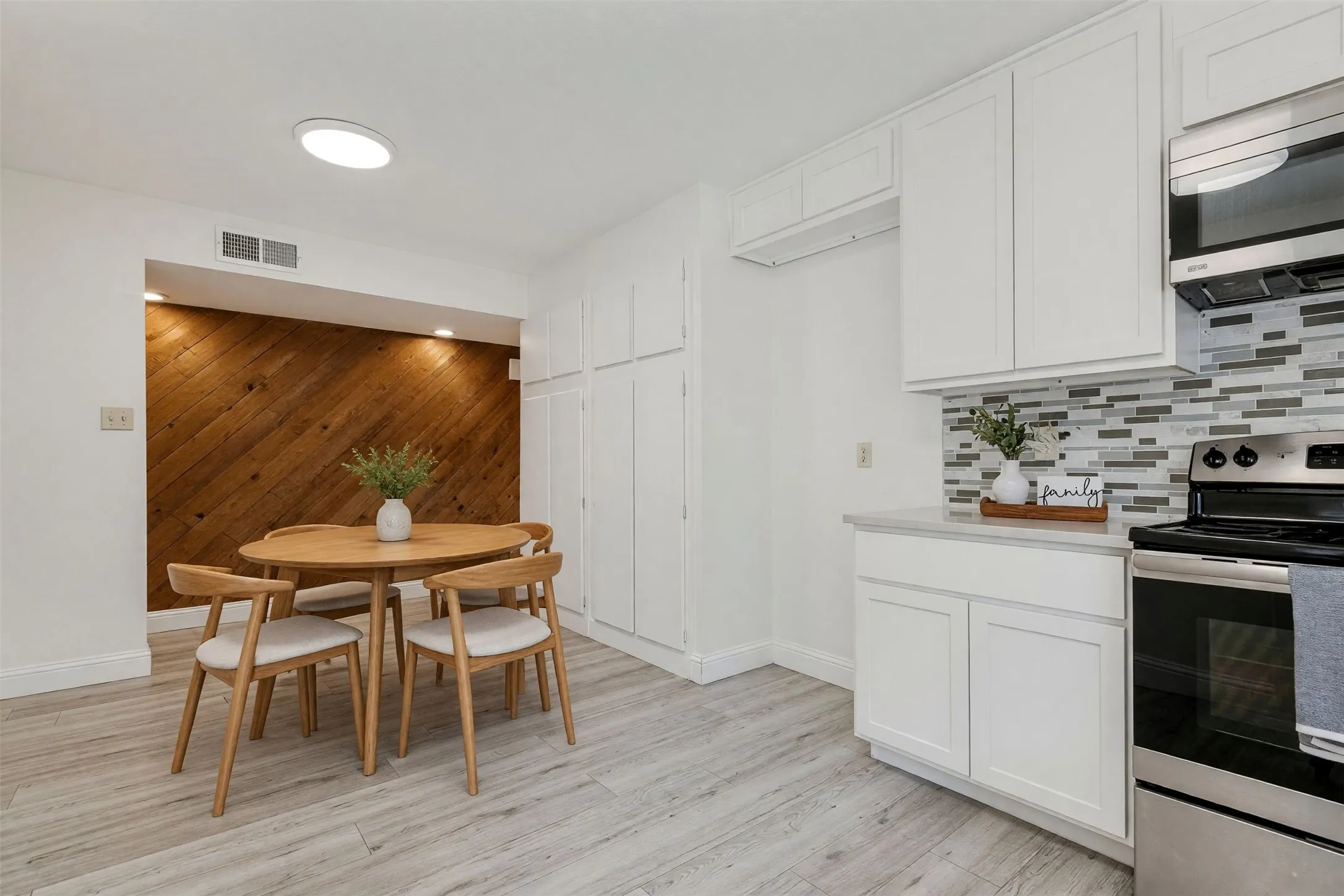 Dining area next to kitchen