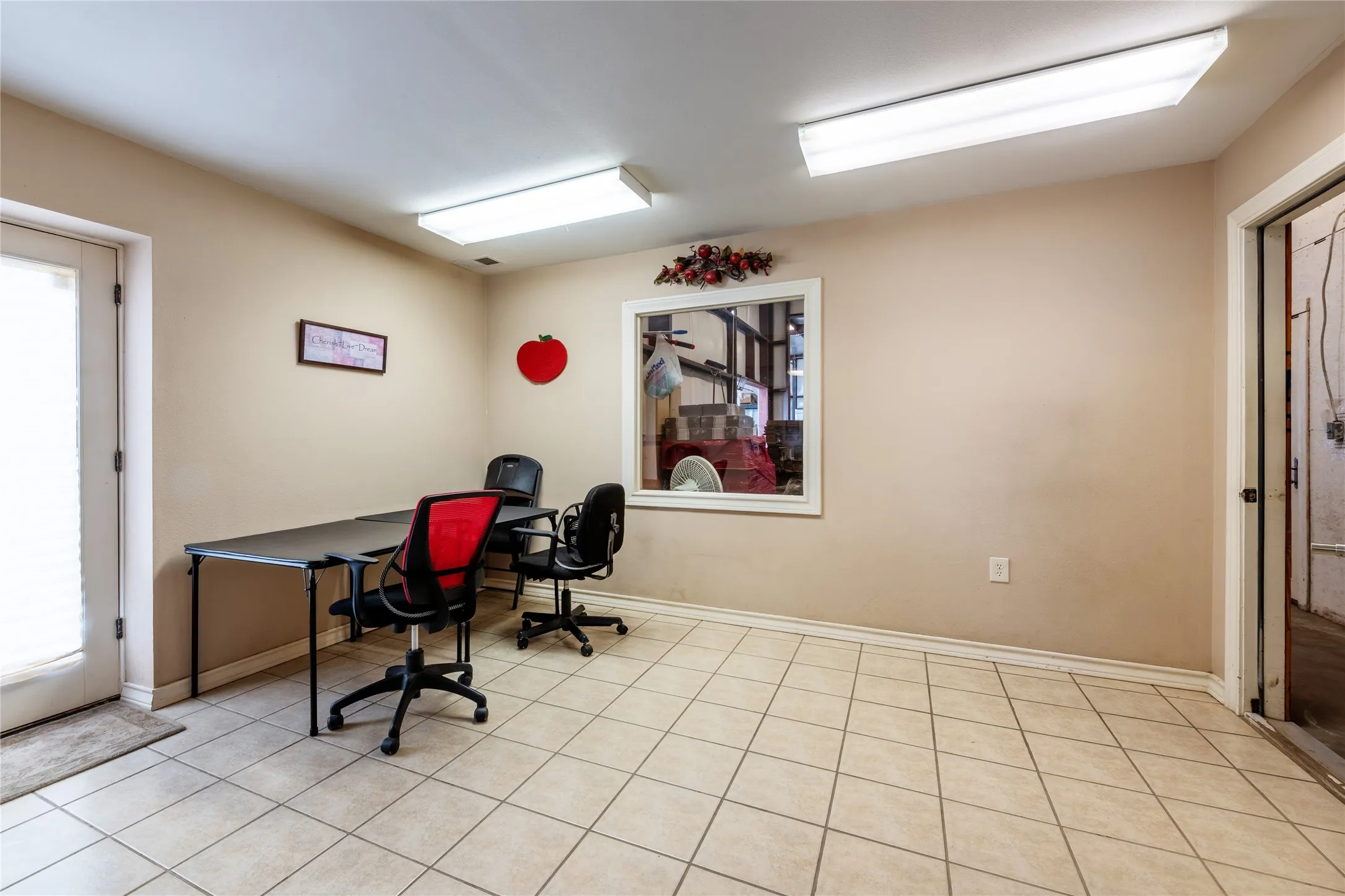 Warehouse For Rent in Lubbock County , 10630 Private Road 1310, Wolfforth, Texas 79382, 0, 0, Garage spaces, 0 Sqft, built in 2008, mls#21372572, Real Estate Agent in Wolfforth, Homes For Rent in Lubbock county, Homes For Rent in Wolfforth, Realtor in Wolfforth Texas, Real Estate Brokerage Independent Realty Texas, Luminita Cordes Realtor