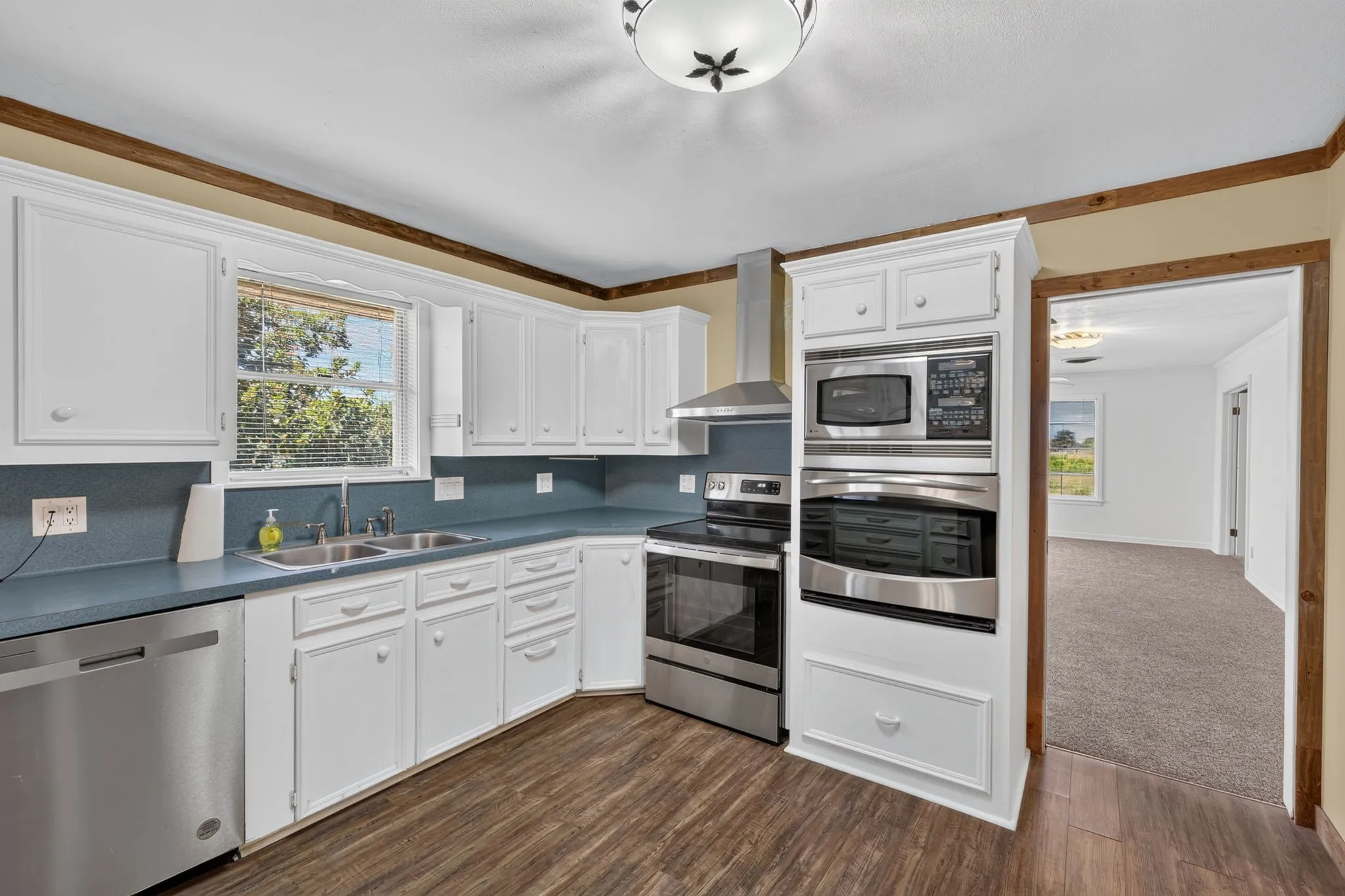 Single Family Residence For Sale in Robertson County , 12434 Fm 937, Thornton, Texas 76687, 4 Bedroom, 3 Bathroom, 4 Garage spaces, 3,612 Sqft, built in 1963, mls#21372479, Real Estate Agent in Thornton, Homes For Sale in Robertson county, Homes For Sale in Thornton, Realtor in Thornton Texas, Real Estate Brokerage Independent Realty Texas, Luminita Cordes Realtor