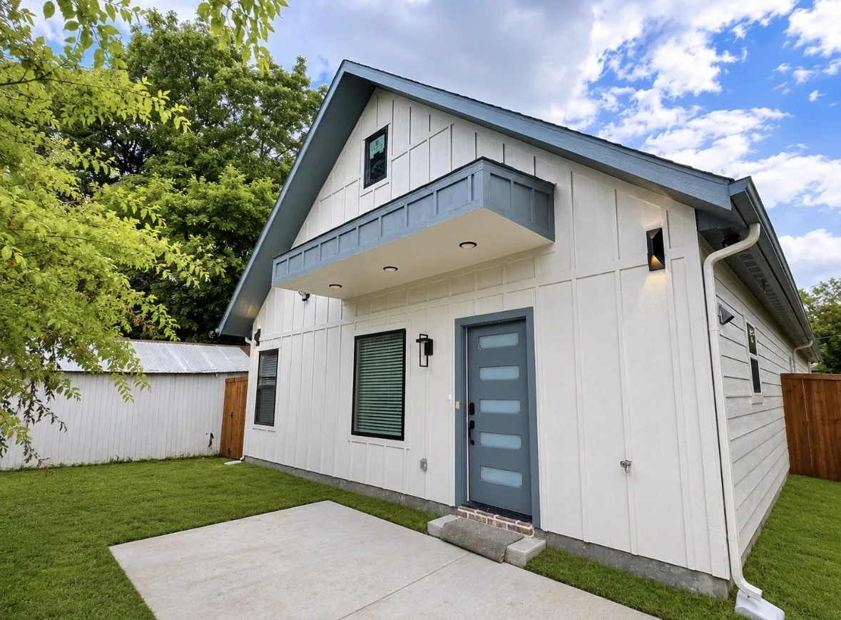 Duplex For Rent in Hunt County , 2916 Hemphill Street B, Greenville, Texas 75401, 3 Bedroom, 2 Bathroom, Garage spaces, 910 Sqft, built in 2026, mls#21372568, Real Estate Agent in Greenville, Homes For Rent in Hunt county, Homes For Rent in Greenville, Realtor in Greenville Texas, Real Estate Brokerage Independent Realty Texas, Luminita Cordes Realtor