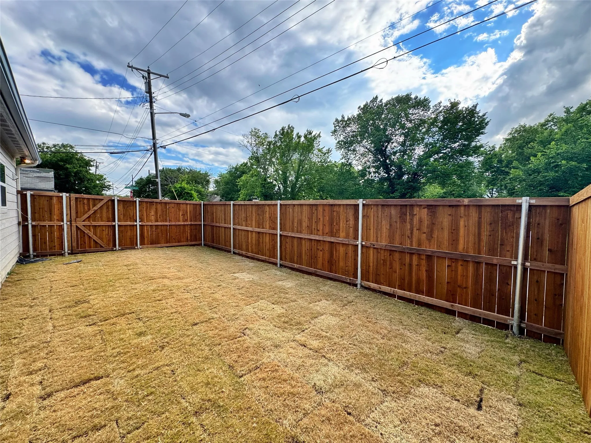 Duplex For Rent in Hunt County , 2916 Hemphill Street B, Greenville, Texas 75401, 3 Bedroom, 2 Bathroom, Garage spaces, 910 Sqft, built in 2026, mls#21372568, Real Estate Agent in Greenville, Homes For Rent in Hunt county, Homes For Rent in Greenville, Realtor in Greenville Texas, Real Estate Brokerage Independent Realty Texas, Luminita Cordes Realtor