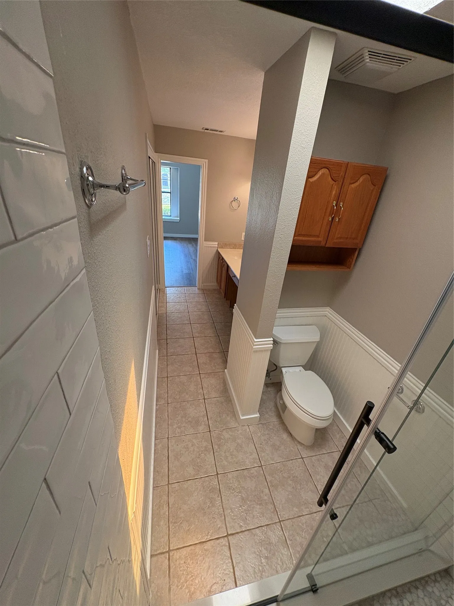 Single Family Residence For Rent in Denton County , 2710 Vistaview Drive, Corinth, Texas 76210, 4 Bedroom, 2 Bathroom, 2 Garage spaces, 1,820 Sqft, built in 1986, mls#21371146, Real Estate Agent in Corinth, Homes For Rent in Denton county, Homes For Rent in Corinth, Realtor in Corinth Texas, Real Estate Brokerage Independent Realty Texas, Luminita Cordes Realtor