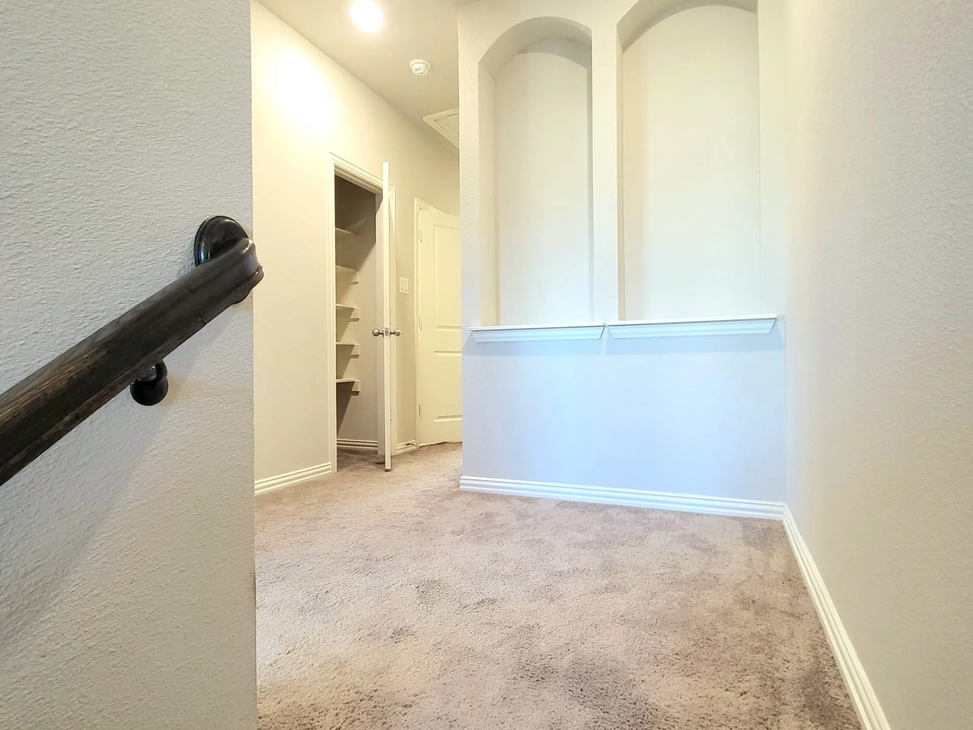 Townhouse For Rent in Denton County , 829 Ben Lane, Lewisville, Texas 75056, 3 Bedroom, 3 Bathroom, 2 Garage spaces, 1,714 Sqft, built in 2019, mls#21372483, Real Estate Agent in Lewisville, Homes For Rent in Denton county, Homes For Rent in Lewisville, Realtor in Lewisville Texas, Real Estate Brokerage Independent Realty Texas, Luminita Cordes Realtor