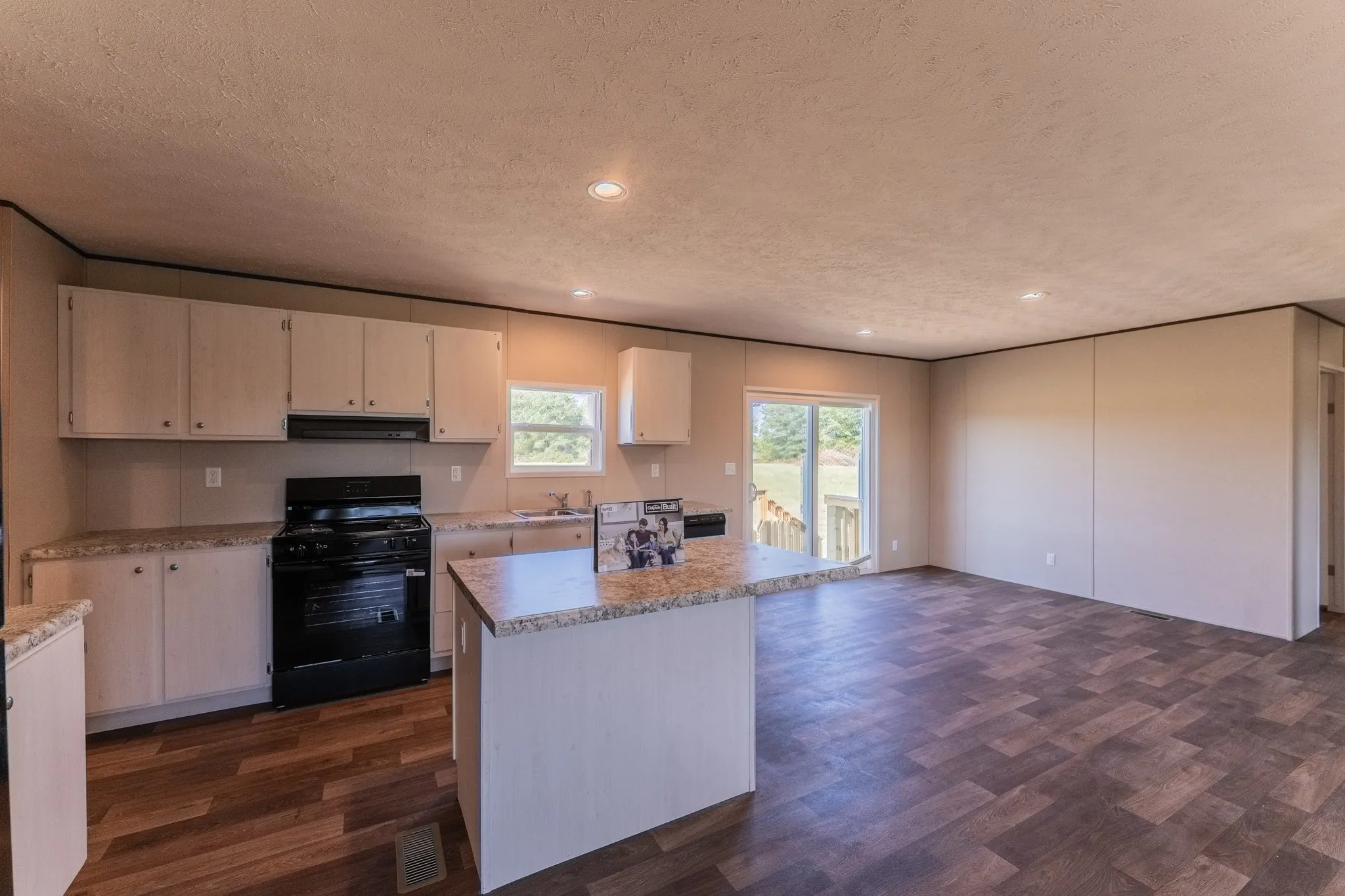 Manufactured Home For Sale in Hopkins County , 34 County Road 1126, Cumby, Texas 75433, 5 Bedroom, 3 Bathroom, 2 Garage spaces, 2,001 Sqft, built in 2026, mls#21369776, Real Estate Agent in Cumby, Homes For Sale in Hopkins county, Homes For Sale in Cumby, Realtor in Cumby Texas, Real Estate Brokerage Independent Realty Texas, Luminita Cordes Realtor