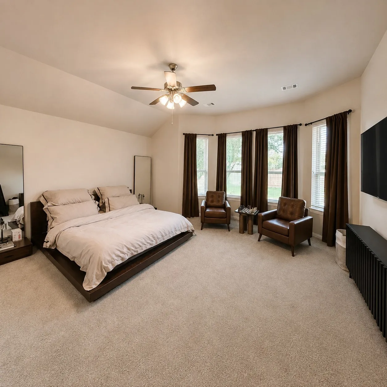 Single Family Residence For Rent in Dallas County , 7015 Chackbay Lane, Dallas, Texas 75227, 4 Bedroom, 2 Bathroom, 2 Garage spaces, 2,403 Sqft, built in 2012, mls#21372603, Real Estate Agent in Dallas, Homes For Rent in Dallas county, Homes For Rent in Dallas, Realtor in Dallas Texas, Real Estate Brokerage Independent Realty Texas, Luminita Cordes Realtor