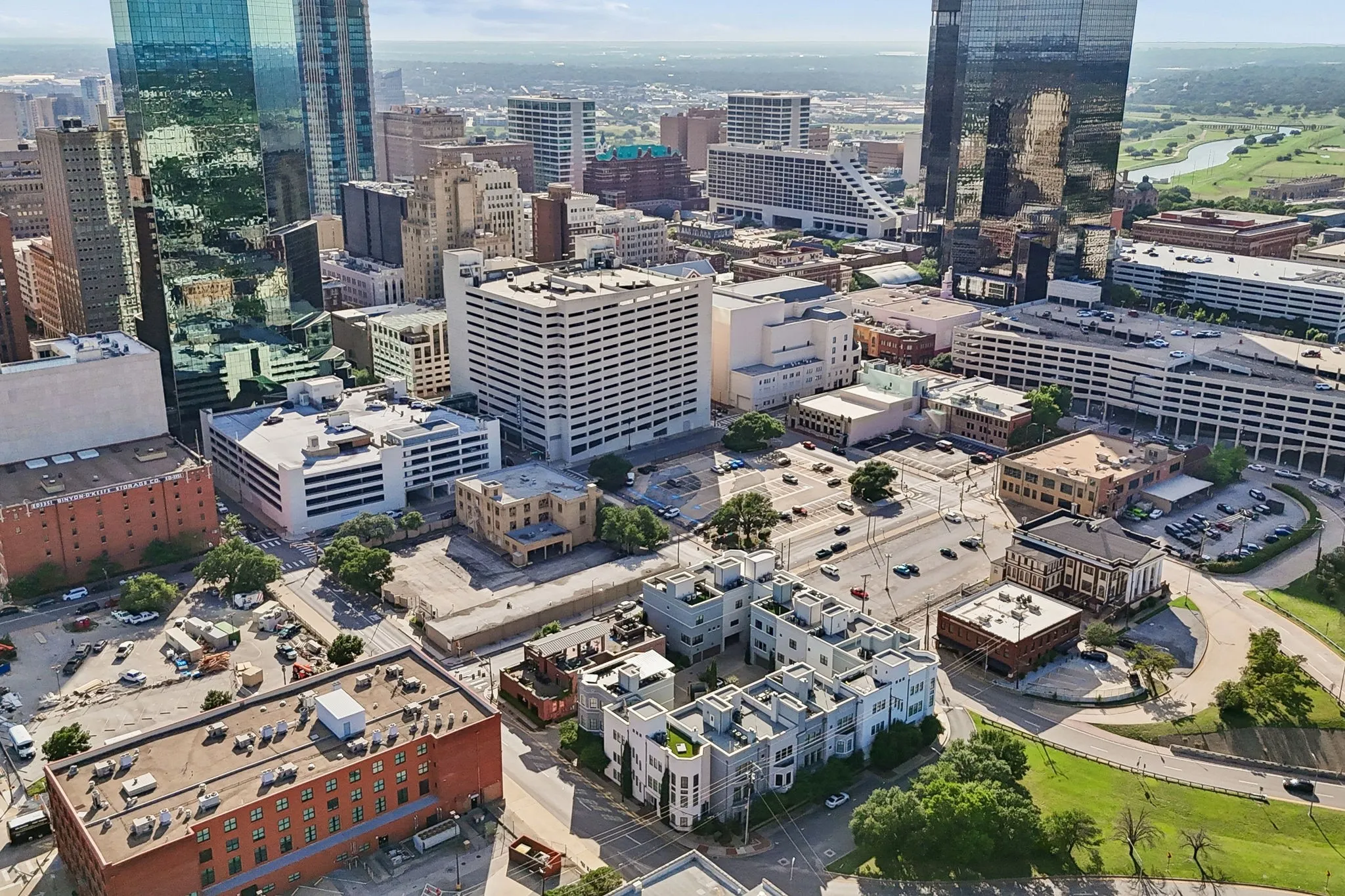 Coveted Urban Location Near Dining, Nightlife, Museums, And Entertainment