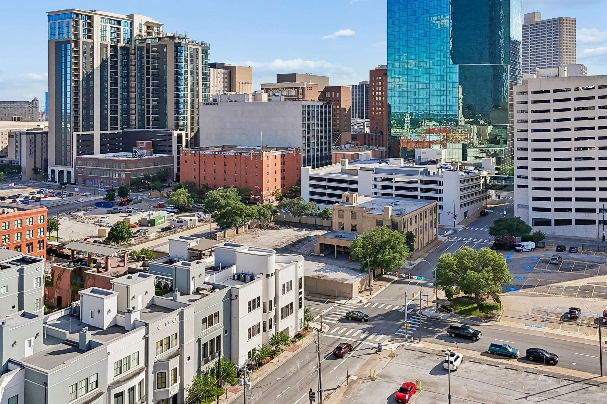 Enjoy Walkable Access To Downtown Fort Worth’s Finest Dining, Entertainment, And Arts Venues