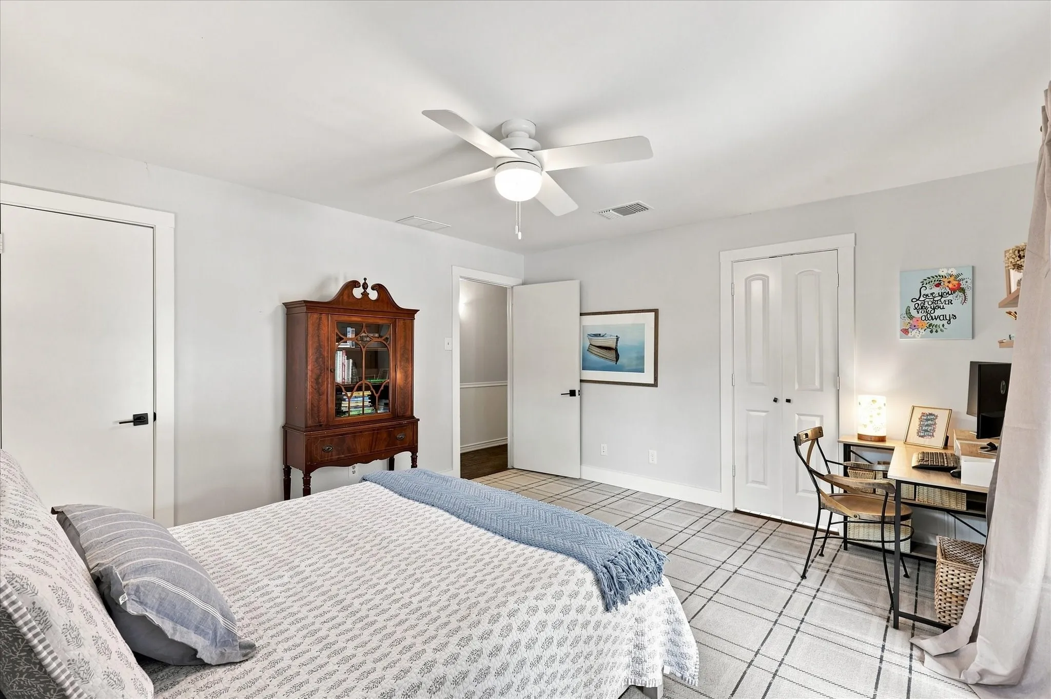 Single Family Residence For Sale in Dallas County , 9915 Faircrest Drive, Dallas, Texas 75238, 4 Bedroom, 4 Bathroom, 2 Garage spaces, 2,425 Sqft, built in 1967, mls#21357987, Real Estate Agent in Dallas, Homes For Sale in Dallas county, Homes For Sale in Dallas, Realtor in Dallas Texas, Real Estate Brokerage Independent Realty Texas, Luminita Cordes Realtor