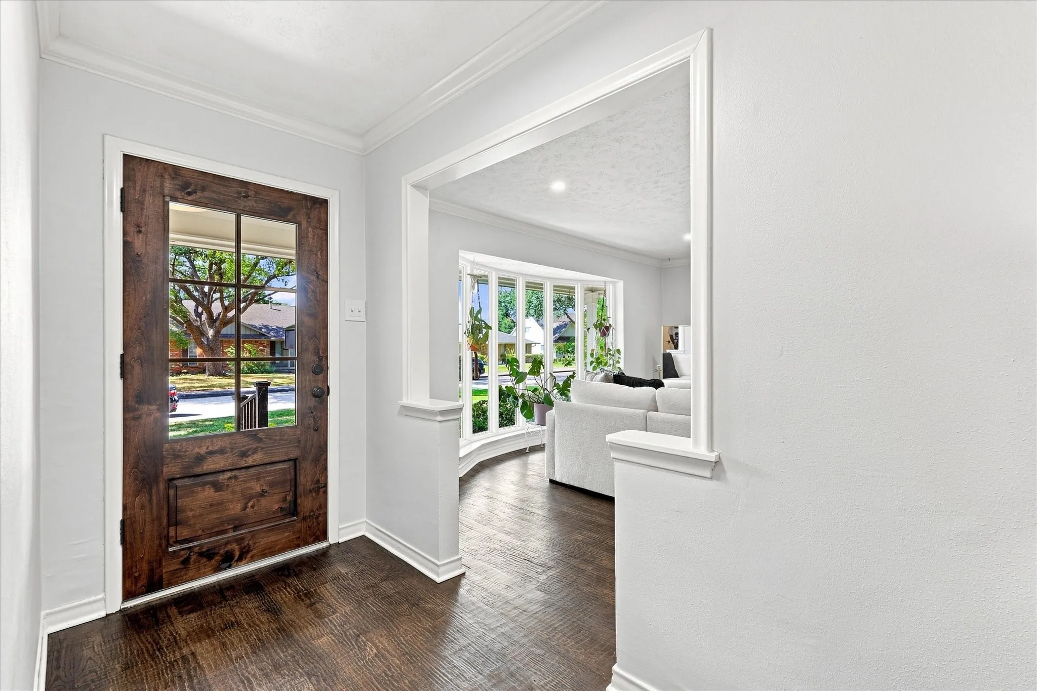 Single Family Residence For Sale in Dallas County , 9915 Faircrest Drive, Dallas, Texas 75238, 4 Bedroom, 4 Bathroom, 2 Garage spaces, 2,425 Sqft, built in 1967, mls#21357987, Real Estate Agent in Dallas, Homes For Sale in Dallas county, Homes For Sale in Dallas, Realtor in Dallas Texas, Real Estate Brokerage Independent Realty Texas, Luminita Cordes Realtor