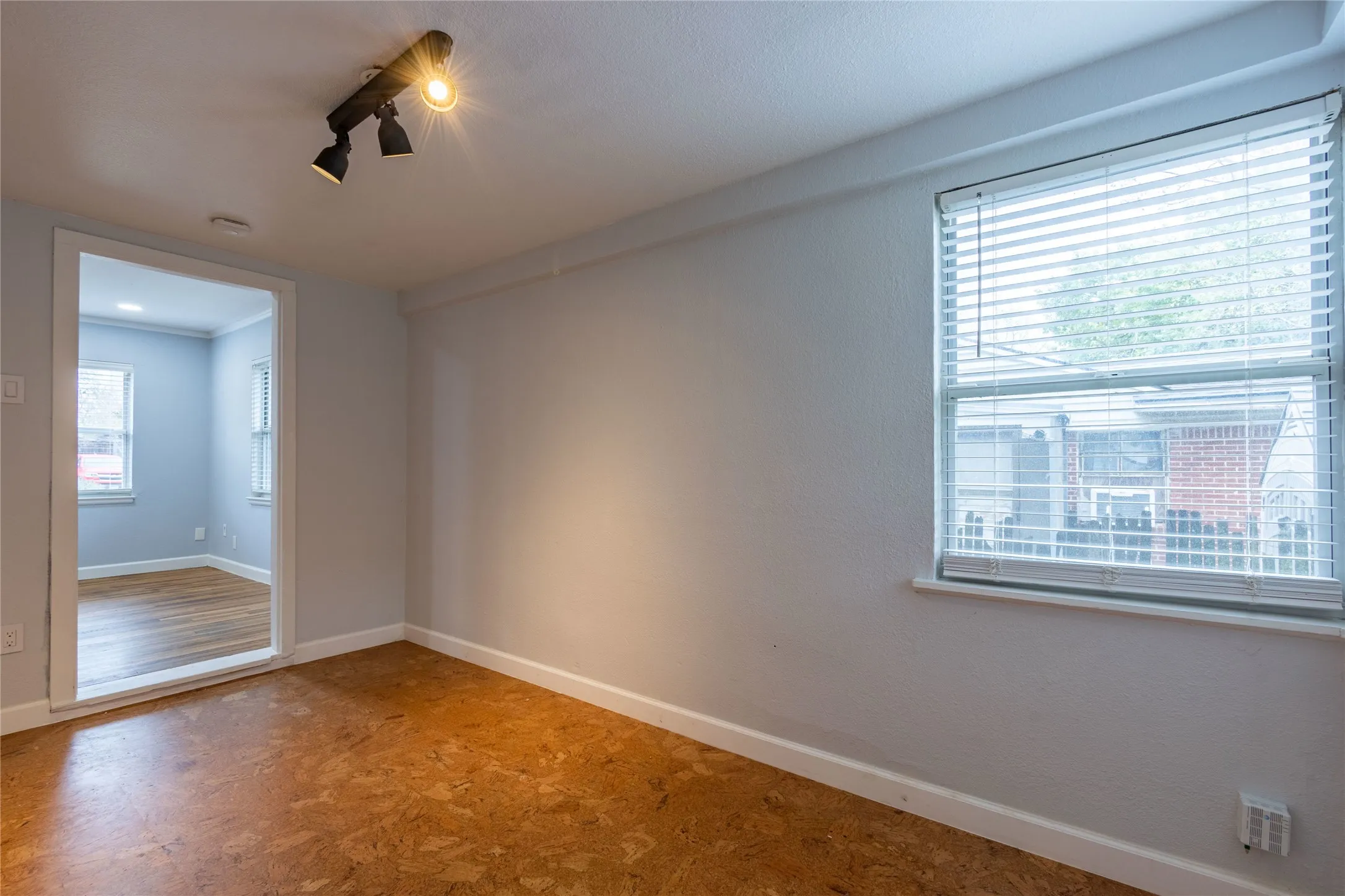 Home office space - great lighting