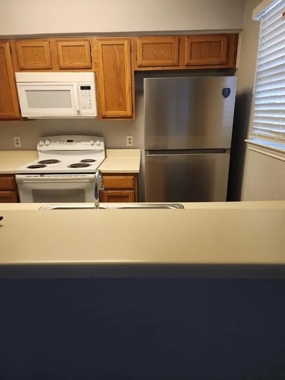 Condominium For Sale in Dallas County , 2835 Keller Springs 502, Carrollton, Texas 75006, 2 Bedroom, 2 Bathroom, Garage spaces, 948 Sqft, built in 1984, mls#21372624, Real Estate Agent in Carrollton, Homes For Sale in Dallas county, Homes For Sale in Carrollton, Realtor in Carrollton Texas, Real Estate Brokerage Independent Realty Texas, Luminita Cordes Realtor