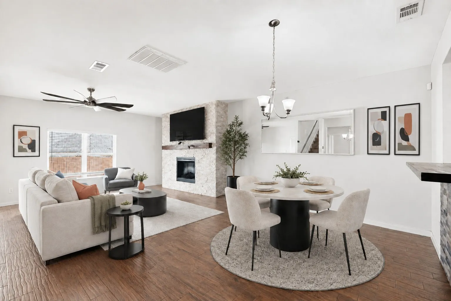 Single Family Residence For Sale in Denton County , 4808 Beaver Creek Avenue, Denton, Texas 76207, 5 Bedroom, 3 Bathroom, 2 Garage spaces, 2,991 Sqft, built in 2018, mls#21367239, Real Estate Agent in Denton, Homes For Sale in Denton county, Homes For Sale in Denton, Realtor in Denton Texas, Real Estate Brokerage Independent Realty Texas, Luminita Cordes Realtor