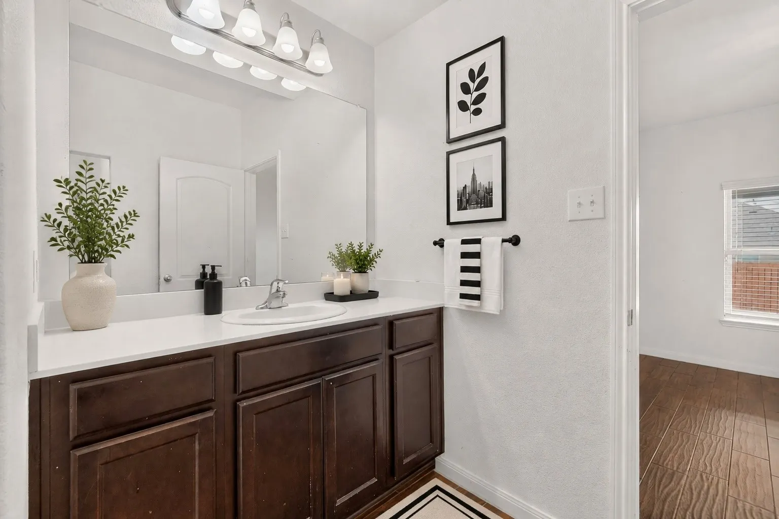 Single Family Residence For Sale in Denton County , 4808 Beaver Creek Avenue, Denton, Texas 76207, 5 Bedroom, 3 Bathroom, 2 Garage spaces, 2,991 Sqft, built in 2018, mls#21367239, Real Estate Agent in Denton, Homes For Sale in Denton county, Homes For Sale in Denton, Realtor in Denton Texas, Real Estate Brokerage Independent Realty Texas, Luminita Cordes Realtor