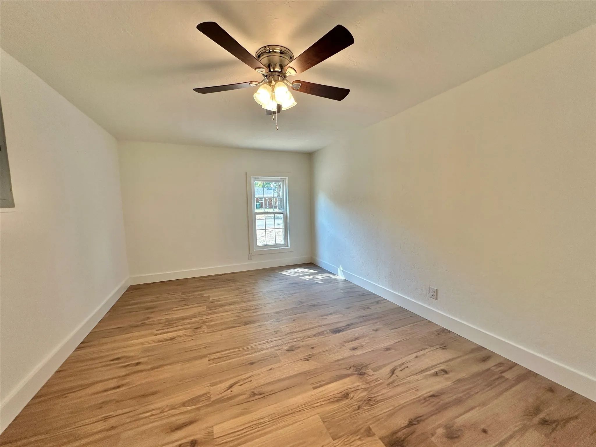 Master with Ensuite Bath and large walk in closet.