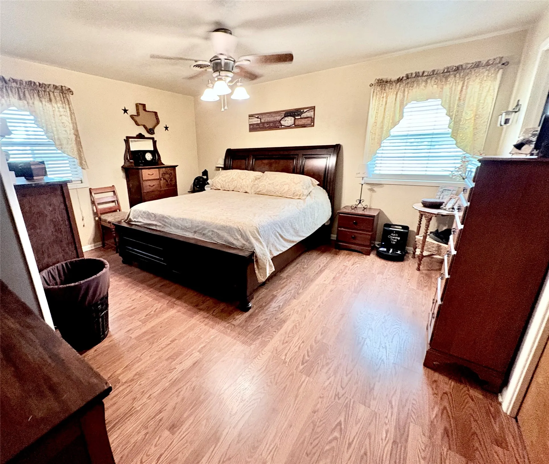 Farm For Sale in Eastland County , 325 Highway 2563, Eastland, Texas 76448, 3 Bedroom, 2 Bathroom, 2 Garage spaces, 2,272 Sqft, built in 1967, mls#21372633, Real Estate Agent in Eastland, Homes For Sale in Eastland county, Homes For Sale in Eastland, Realtor in Eastland Texas, Real Estate Brokerage Independent Realty Texas, Luminita Cordes Realtor