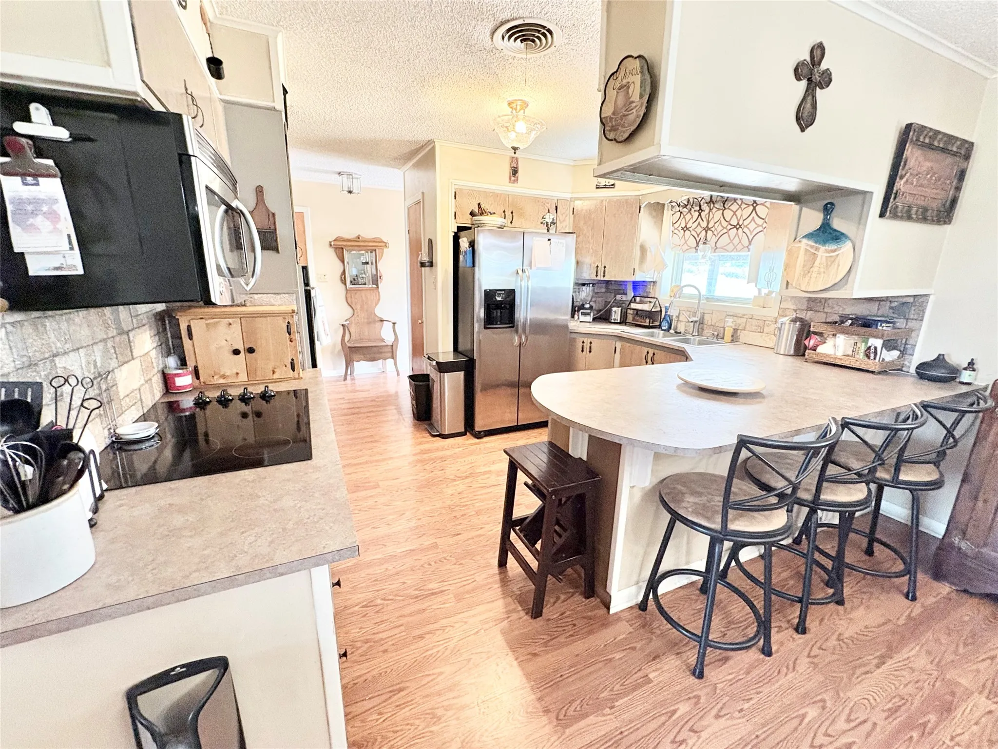 Farm For Sale in Eastland County , 325 Highway 2563, Eastland, Texas 76448, 3 Bedroom, 2 Bathroom, 2 Garage spaces, 2,272 Sqft, built in 1967, mls#21372633, Real Estate Agent in Eastland, Homes For Sale in Eastland county, Homes For Sale in Eastland, Realtor in Eastland Texas, Real Estate Brokerage Independent Realty Texas, Luminita Cordes Realtor