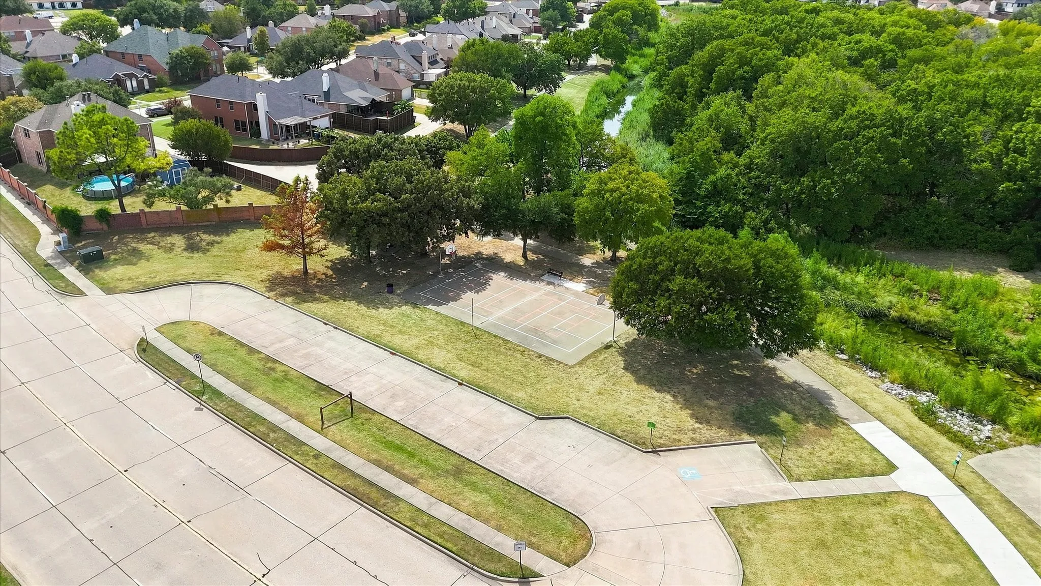 Single Family Residence For Sale in Denton County , 1419 San Antone Lane, Lewisville, Texas 75077, 4 Bedroom, 2 Bathroom, 2 Garage spaces, 2,072 Sqft, built in 1974, mls#21370814, Real Estate Agent in Lewisville, Homes For Sale in Denton county, Homes For Sale in Lewisville, Realtor in Lewisville Texas, Real Estate Brokerage Independent Realty Texas, Luminita Cordes Realtor
