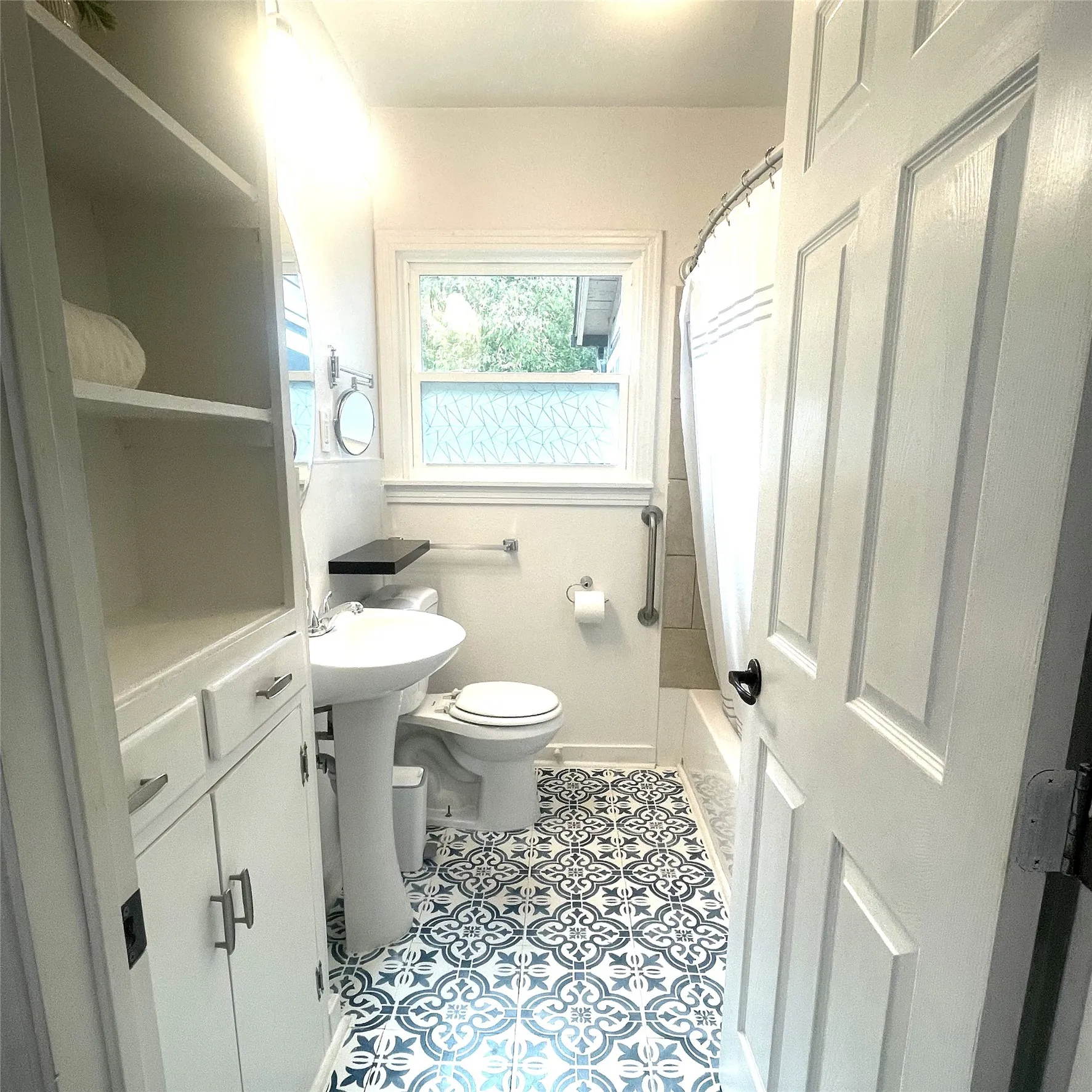 Single Family Residence For Sale in Parker County , 403 Norton Street, Weatherford, Texas 76086, 3 Bedroom, 2 Bathroom, Garage spaces, 1,456 Sqft, built in 0, mls#21370791, Real Estate Agent in Weatherford, Homes For Sale in Parker county, Homes For Sale in Weatherford, Realtor in Weatherford Texas, Real Estate Brokerage Independent Realty Texas, Luminita Cordes Realtor