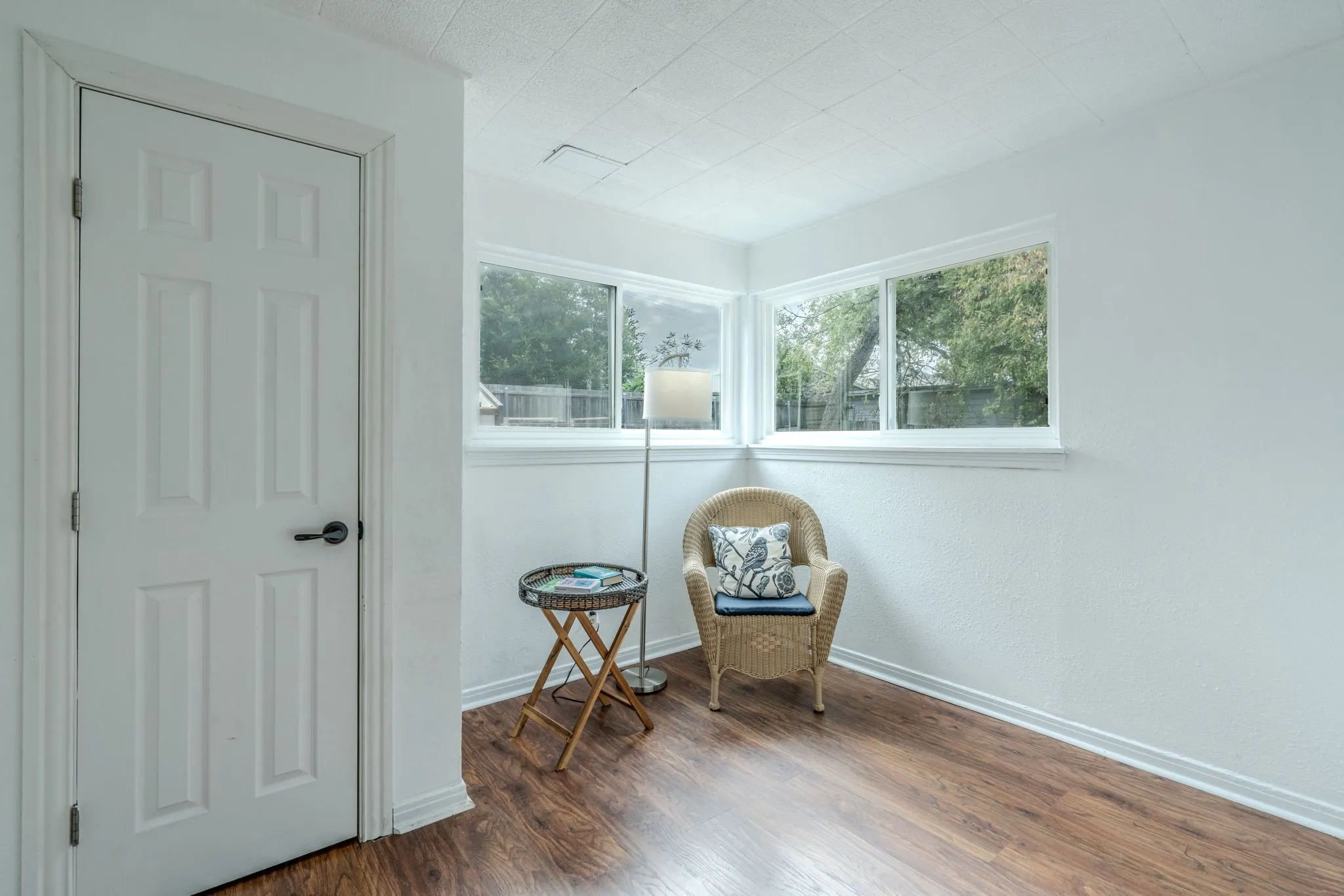 3rd bedroom with closet and new windows,
