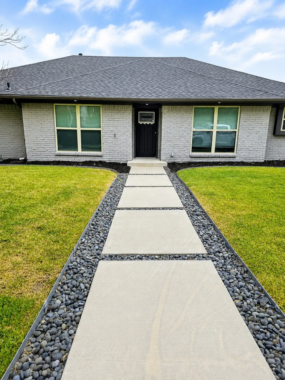Single Family Residence For Sale in Denton County , 1922 Camden Way, Carrollton, Texas 75007, 3 Bedroom, 3 Bathroom, 2 Garage spaces, 2,467 Sqft, built in 1978, mls#21369242, Real Estate Agent in Carrollton, Homes For Sale in Denton county, Homes For Sale in Carrollton, Realtor in Carrollton Texas, Real Estate Brokerage Independent Realty Texas, Luminita Cordes Realtor