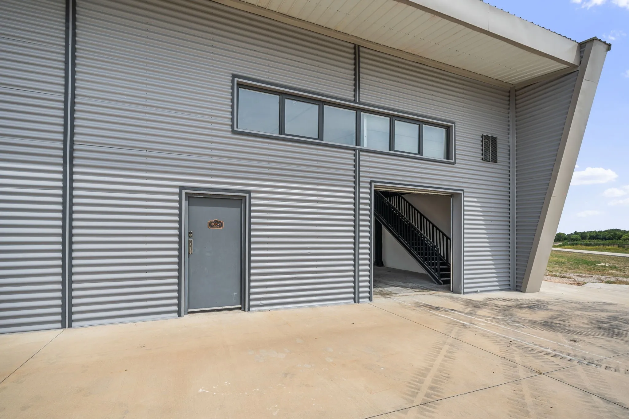 Condominium For Sale in Collin County , 306 Fast Lane 1, Anna, Texas 75409, 1 Bedroom, 1 Bathroom, 1 Garage spaces, 2,200 Sqft, built in 2024, mls#21367837, Real Estate Agent in Anna, Homes For Sale in Collin county, Homes For Sale in Anna, Realtor in Anna Texas, Real Estate Brokerage Independent Realty Texas, Luminita Cordes Realtor