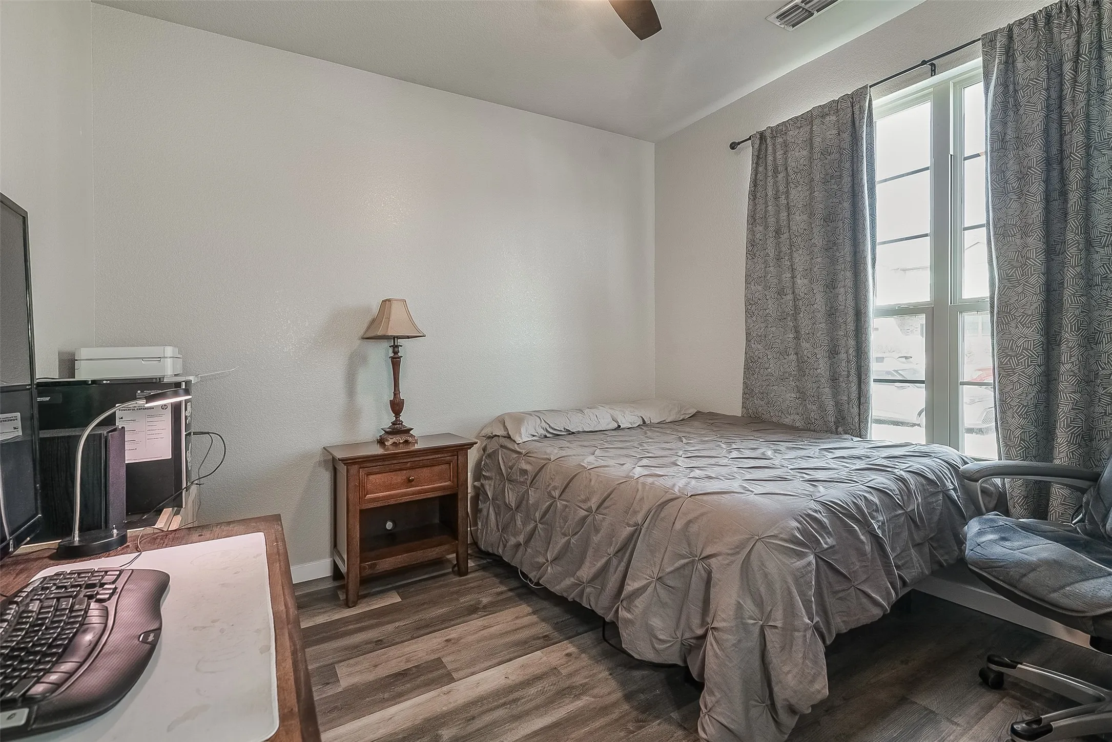 Single Family Residence For Sale in Grayson County , 1048 Waverly Drive, Van Alstyne, Texas 75495, 4 Bedroom, 2 Bathroom, 2 Garage spaces, 1,903 Sqft, built in 2020, mls#21372645, Real Estate Agent in Van Alstyne, Homes For Sale in Grayson county, Homes For Sale in Van Alstyne, Realtor in Van Alstyne Texas, Real Estate Brokerage Independent Realty Texas, Luminita Cordes Realtor