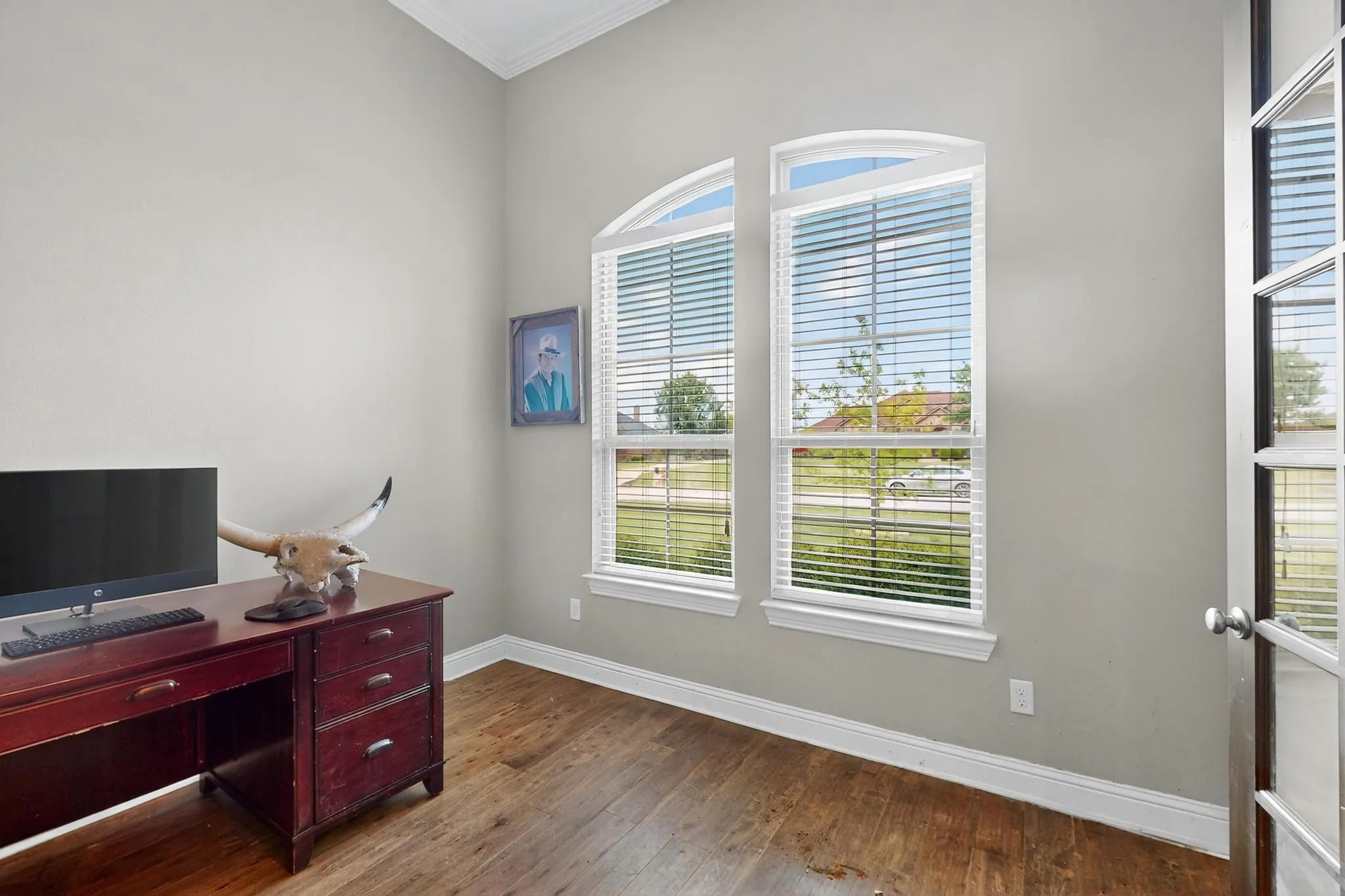 Single Family Residence For Sale in Kaufman County , 19121 Shortmeadow, Forney, Texas 75126, 3 Bedroom, 4 Bathroom, 3 Garage spaces, 3,137 Sqft, built in 2016, mls#21372253, Real Estate Agent in Forney, Homes For Sale in Kaufman county, Homes For Sale in Forney, Realtor in Forney Texas, Real Estate Brokerage Independent Realty Texas, Luminita Cordes Realtor