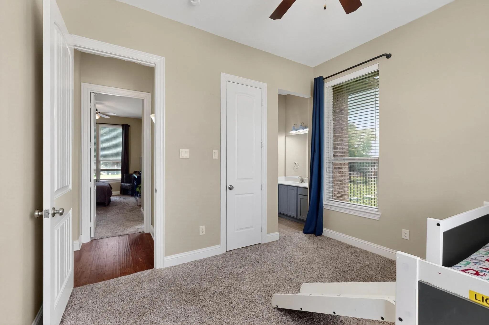 Single Family Residence For Sale in Kaufman County , 19121 Shortmeadow, Forney, Texas 75126, 3 Bedroom, 4 Bathroom, 3 Garage spaces, 3,137 Sqft, built in 2016, mls#21372253, Real Estate Agent in Forney, Homes For Sale in Kaufman county, Homes For Sale in Forney, Realtor in Forney Texas, Real Estate Brokerage Independent Realty Texas, Luminita Cordes Realtor