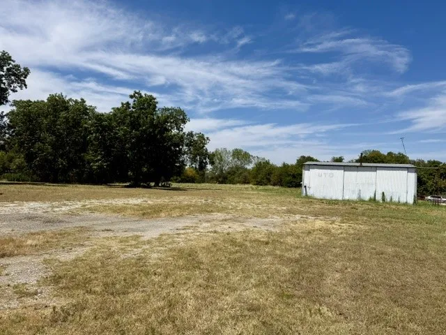 Industrial For Sale in Hunt County , 1104 Oneal Street, Commerce, Texas 75428, 0, 0, Garage spaces, 0 Sqft, built in 1980, mls#21372637, Real Estate Agent in Commerce, Homes For Sale in Hunt county, Homes For Sale in Commerce, Realtor in Commerce Texas, Real Estate Brokerage Independent Realty Texas, Luminita Cordes Realtor