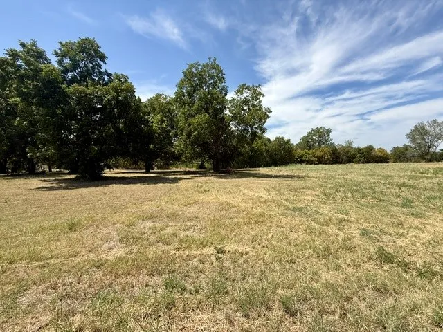 Industrial For Sale in Hunt County , 1104 Oneal Street, Commerce, Texas 75428, 0, 0, Garage spaces, 0 Sqft, built in 1980, mls#21372637, Real Estate Agent in Commerce, Homes For Sale in Hunt county, Homes For Sale in Commerce, Realtor in Commerce Texas, Real Estate Brokerage Independent Realty Texas, Luminita Cordes Realtor