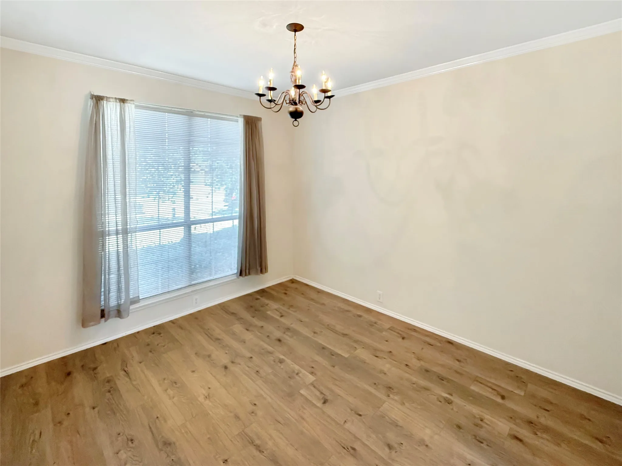 Single Family Residence For Rent in Tarrant County , 1740 Hidden Brook Drive, Grand Prairie, Texas 75050, 4 Bedroom, 3 Bathroom, 2 Garage spaces, 2,582 Sqft, built in 2005, mls#21372636, Real Estate Agent in Grand Prairie, Homes For Rent in Tarrant county, Homes For Rent in Grand Prairie, Realtor in Grand Prairie Texas, Real Estate Brokerage Independent Realty Texas, Luminita Cordes Realtor
