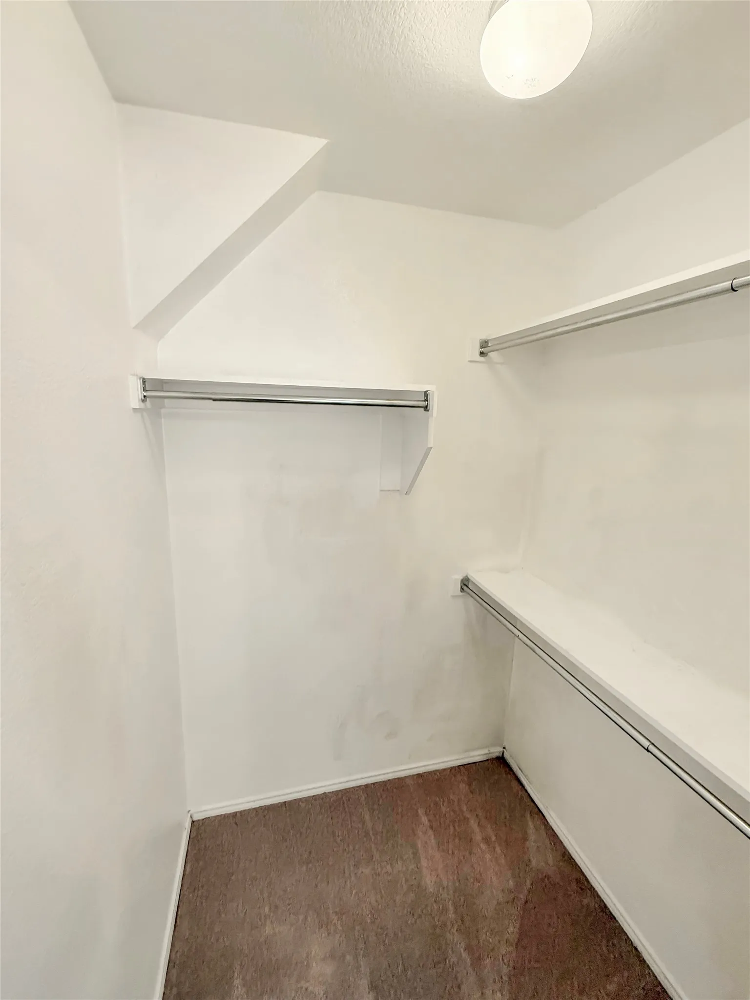 Single Family Residence For Rent in Tarrant County , 1740 Hidden Brook Drive, Grand Prairie, Texas 75050, 4 Bedroom, 3 Bathroom, 2 Garage spaces, 2,582 Sqft, built in 2005, mls#21372636, Real Estate Agent in Grand Prairie, Homes For Rent in Tarrant county, Homes For Rent in Grand Prairie, Realtor in Grand Prairie Texas, Real Estate Brokerage Independent Realty Texas, Luminita Cordes Realtor
