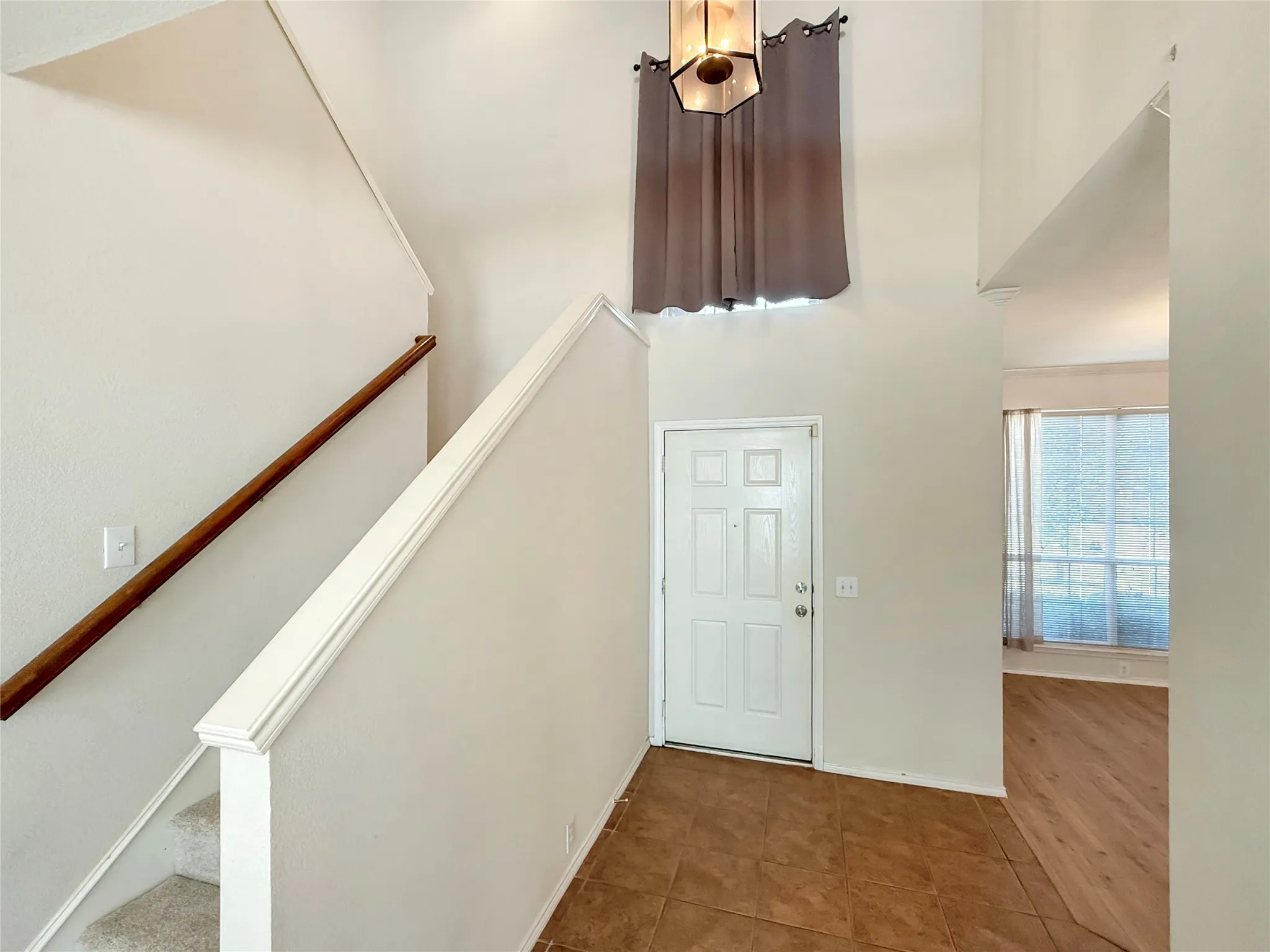 Single Family Residence For Rent in Tarrant County , 1740 Hidden Brook Drive, Grand Prairie, Texas 75050, 4 Bedroom, 3 Bathroom, 2 Garage spaces, 2,582 Sqft, built in 2005, mls#21372636, Real Estate Agent in Grand Prairie, Homes For Rent in Tarrant county, Homes For Rent in Grand Prairie, Realtor in Grand Prairie Texas, Real Estate Brokerage Independent Realty Texas, Luminita Cordes Realtor