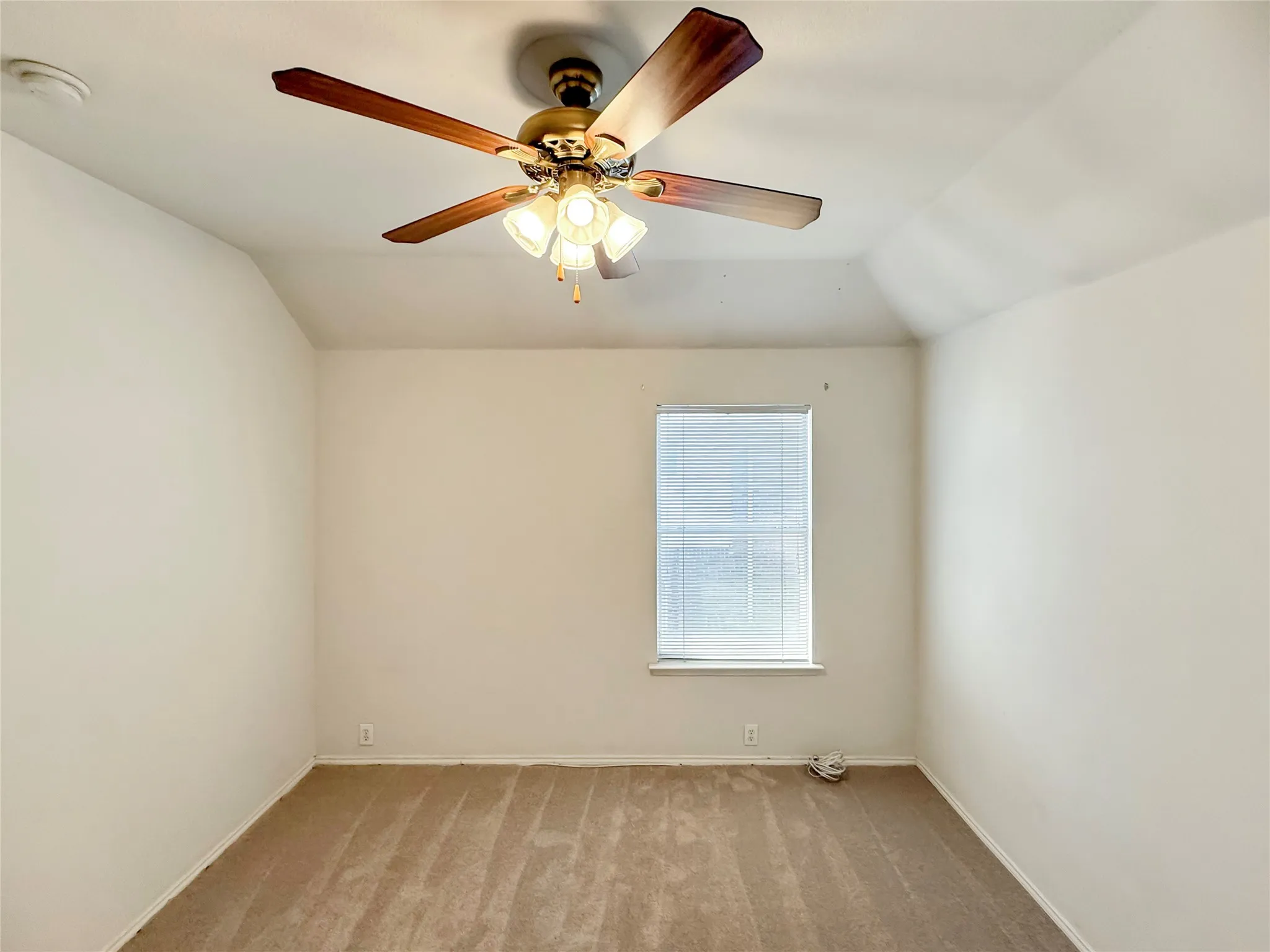 Single Family Residence For Rent in Tarrant County , 1740 Hidden Brook Drive, Grand Prairie, Texas 75050, 4 Bedroom, 3 Bathroom, 2 Garage spaces, 2,582 Sqft, built in 2005, mls#21372636, Real Estate Agent in Grand Prairie, Homes For Rent in Tarrant county, Homes For Rent in Grand Prairie, Realtor in Grand Prairie Texas, Real Estate Brokerage Independent Realty Texas, Luminita Cordes Realtor