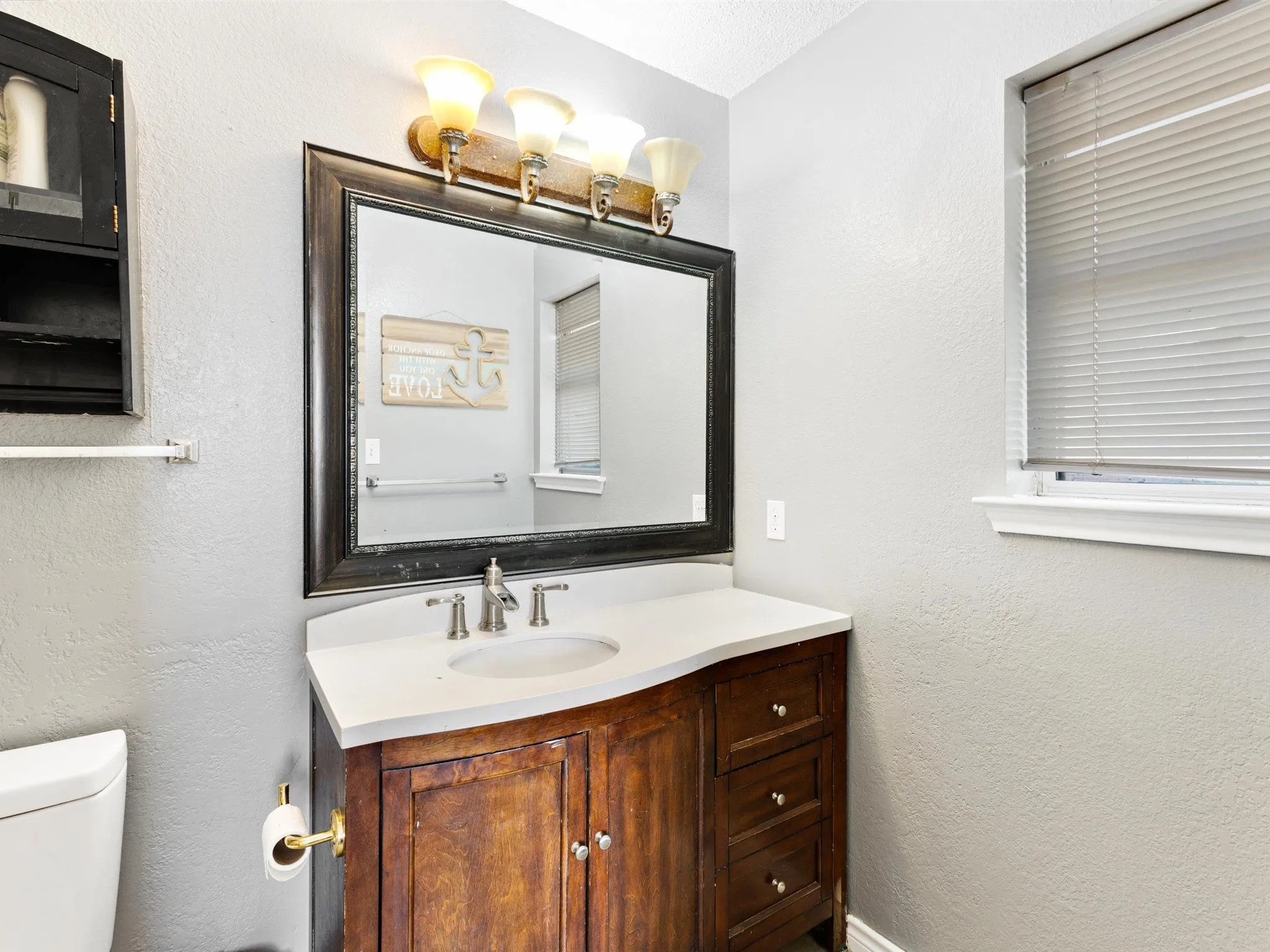 Single Family Residence For Sale in Johnson County , 625 Linda Court, Joshua, Texas 76058, 4 Bedroom, 2 Bathroom, Garage spaces, 1,369 Sqft, built in 1996, mls#21372658, Real Estate Agent in Joshua, Homes For Sale in Johnson county, Homes For Sale in Joshua, Realtor in Joshua Texas, Real Estate Brokerage Independent Realty Texas, Luminita Cordes Realtor