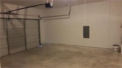 Single Family Residence For Rent in Hunt County , 2208 Oliver Street, Greenville, Texas 75401, 3 Bedroom, 2 Bathroom, 2 Garage spaces, 1,559 Sqft, built in 2017, mls#21372662, Real Estate Agent in Greenville, Homes For Rent in Hunt county, Homes For Rent in Greenville, Realtor in Greenville Texas, Real Estate Brokerage Independent Realty Texas, Luminita Cordes Realtor