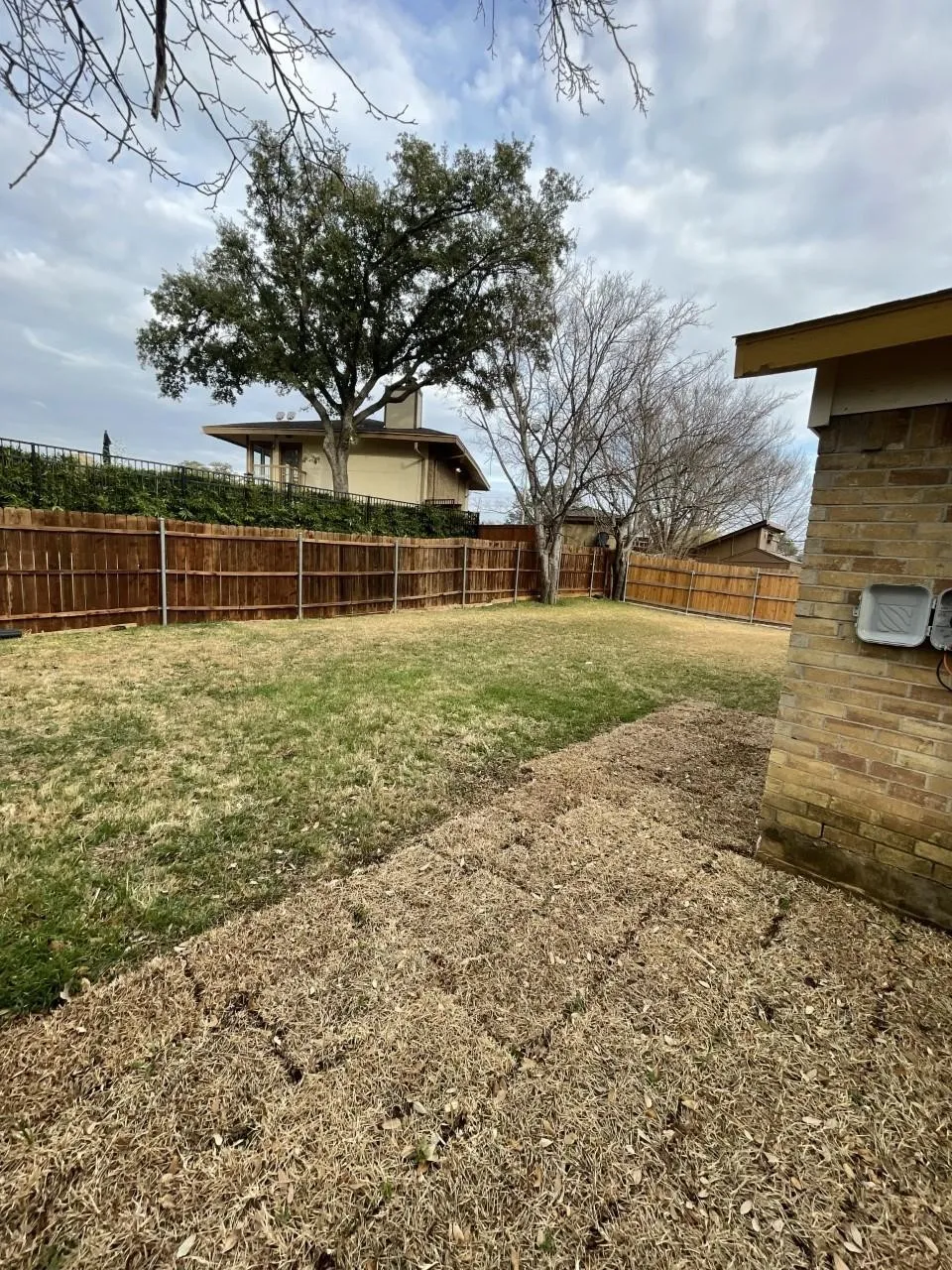 Single Family Residence For Rent in Tarrant County , 2008 Loma Verde Drive, Bedford, Texas 76021, 3 Bedroom, 2 Bathroom, 2 Garage spaces, 1,550 Sqft, built in 1977, mls#21372671, Real Estate Agent in Bedford, Homes For Rent in Tarrant county, Homes For Rent in Bedford, Realtor in Bedford Texas, Real Estate Brokerage Independent Realty Texas, Luminita Cordes Realtor