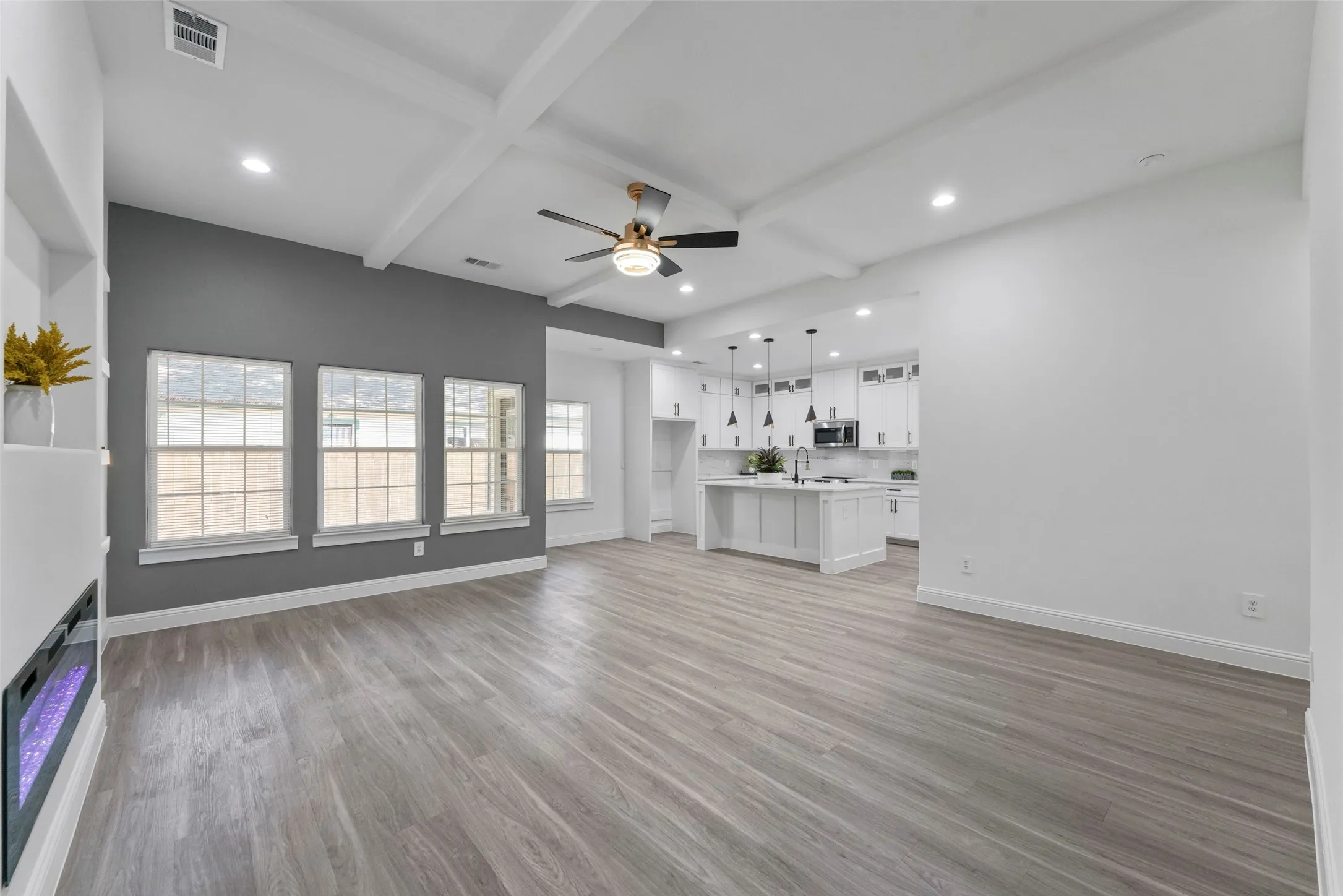 Single Family Residence For Sale in Kaufman County , 300 S 5th Street, Crandall, Texas 75114, 4 Bedroom, 2 Bathroom, 1 Garage spaces, 1,585 Sqft, built in 2026, mls#21371136, Real Estate Agent in Crandall, Homes For Sale in Kaufman county, Homes For Sale in Crandall, Realtor in Crandall Texas, Real Estate Brokerage Independent Realty Texas, Luminita Cordes Realtor